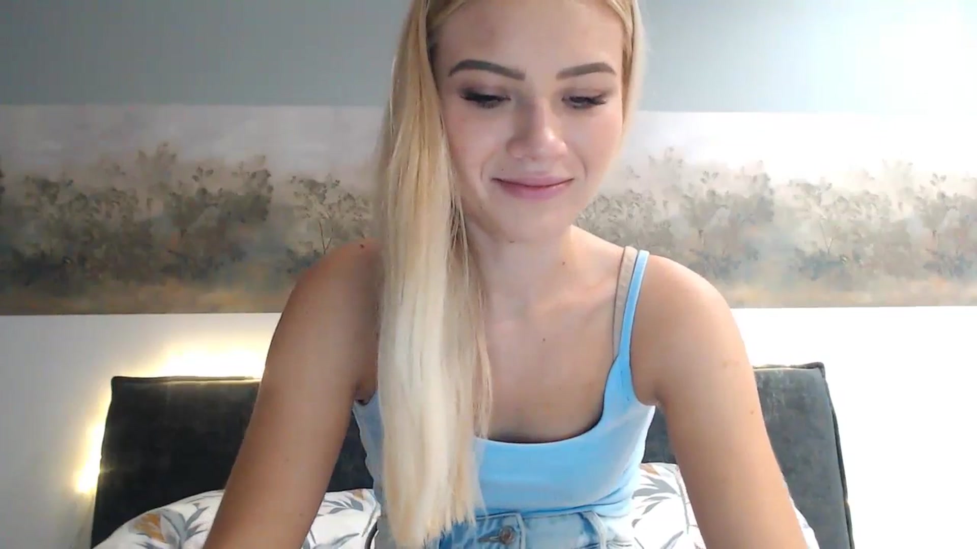 Gallery image thumbnail from bridetobe's myfreecams stream on, 11/30/2023, 02:43 image 12 of 20