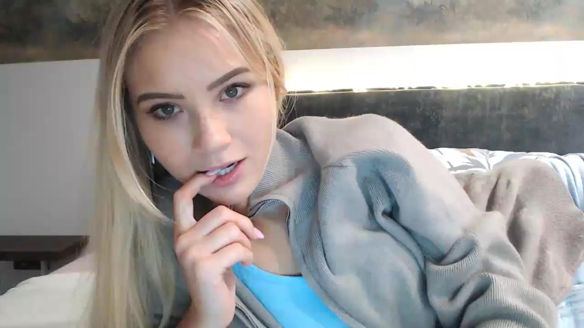 Gallery image thumbnail from bridetobe's myfreecams stream on, 11/30/2023, 02:43 image 19 of 20
