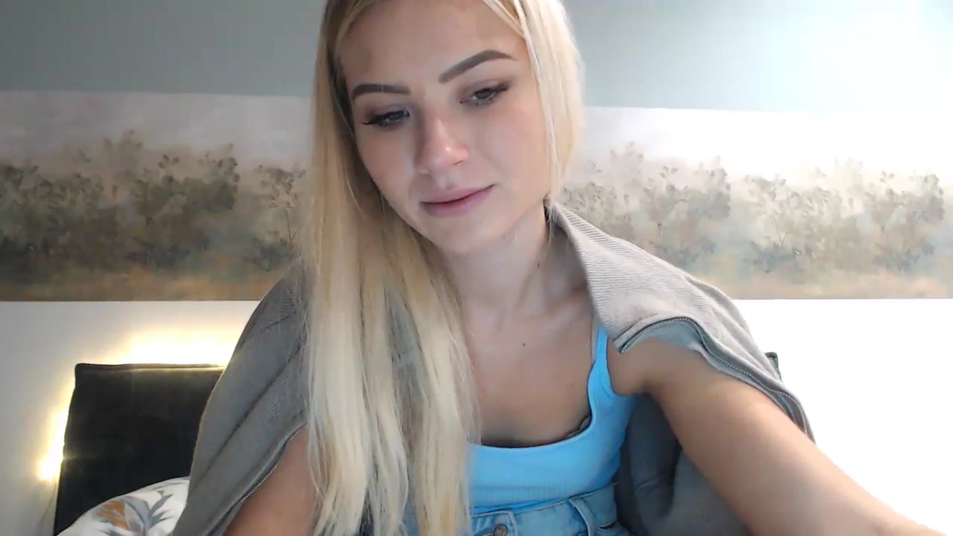 Gallery image thumbnail from bridetobe's myfreecams stream on, 11/30/2023, 02:43 image 13 of 20