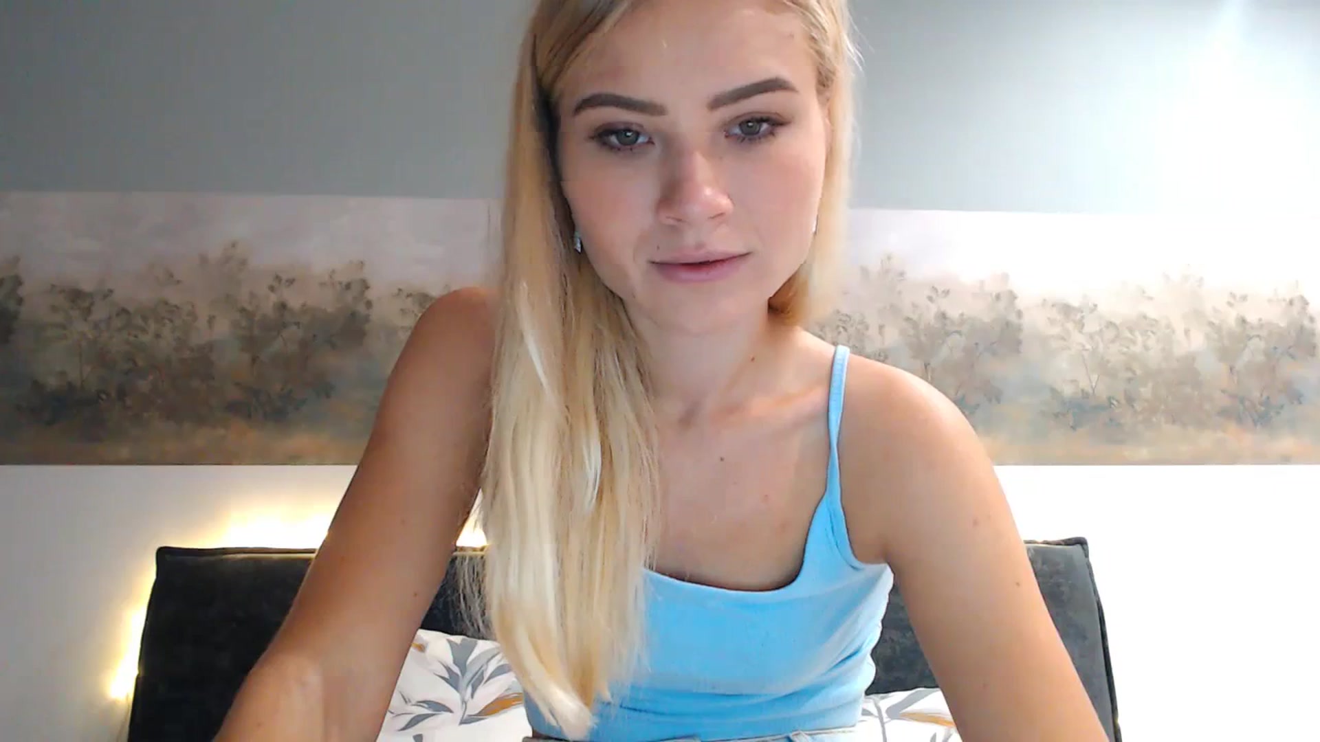 Gallery image thumbnail from bridetobe's myfreecams stream on, 12/01/2023, 04:07 image 3 of 20