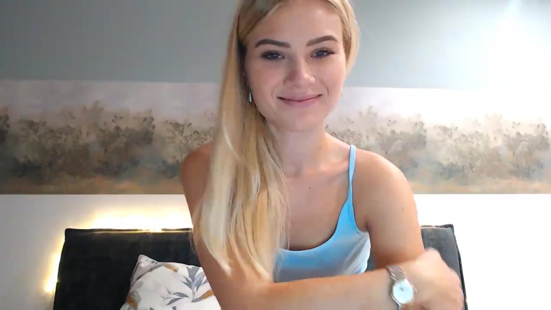 Gallery image thumbnail from bridetobe's myfreecams stream on, 12/01/2023, 04:07 image 1 of 20