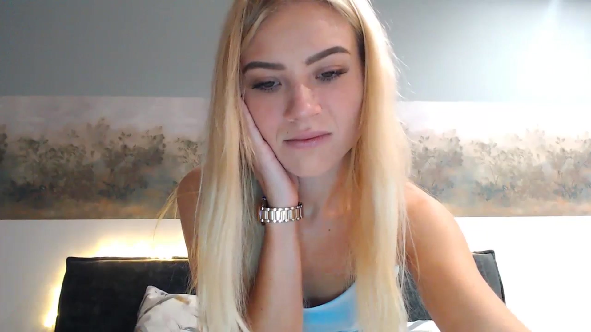 Gallery image thumbnail from bridetobe's myfreecams stream on, 12/01/2023, 04:07 image 10 of 20