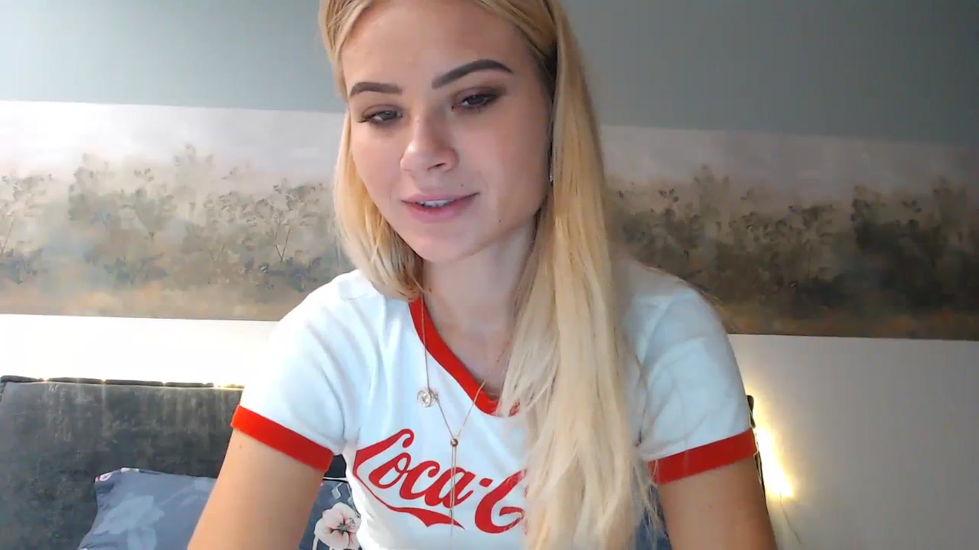 Gallery image thumbnail from bridetobe's myfreecams stream on, 12/06/2023, 03:06 image 19 of 20