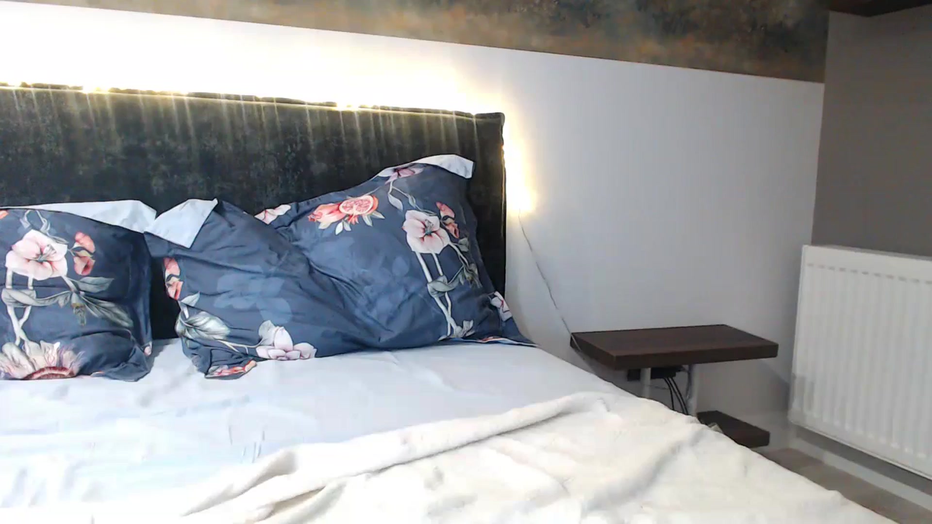 Gallery image thumbnail from bridetobe's myfreecams stream on, 12/06/2023, 04:02 image 18 of 20