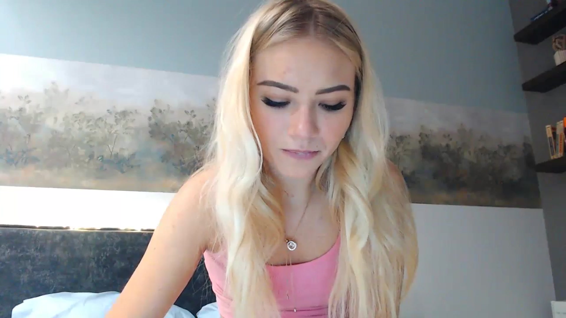 Gallery image thumbnail from bridetobe's myfreecams stream on, 12/11/2023, 05:42 image 13 of 20