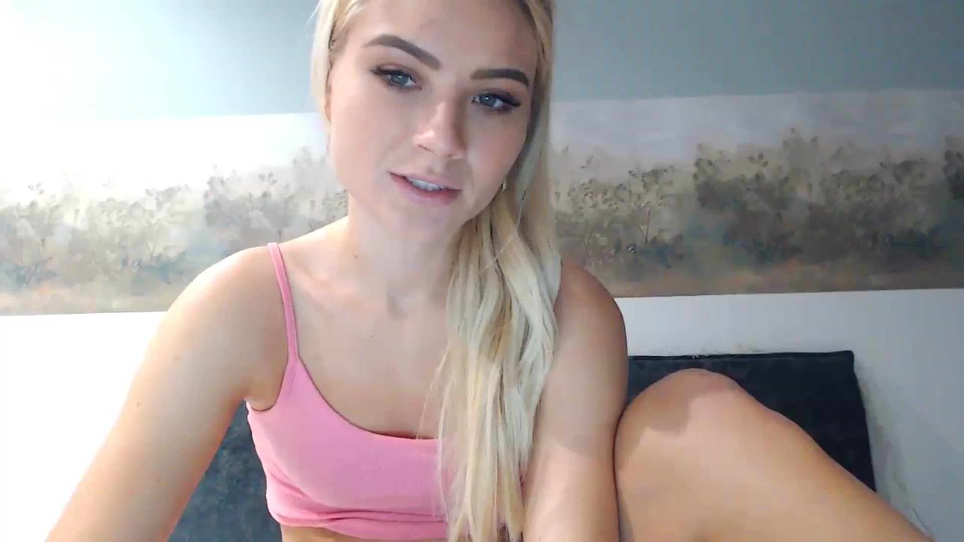 Gallery image thumbnail from bridetobe's myfreecams stream on, 12/12/2023, 04:46 image 7 of 20