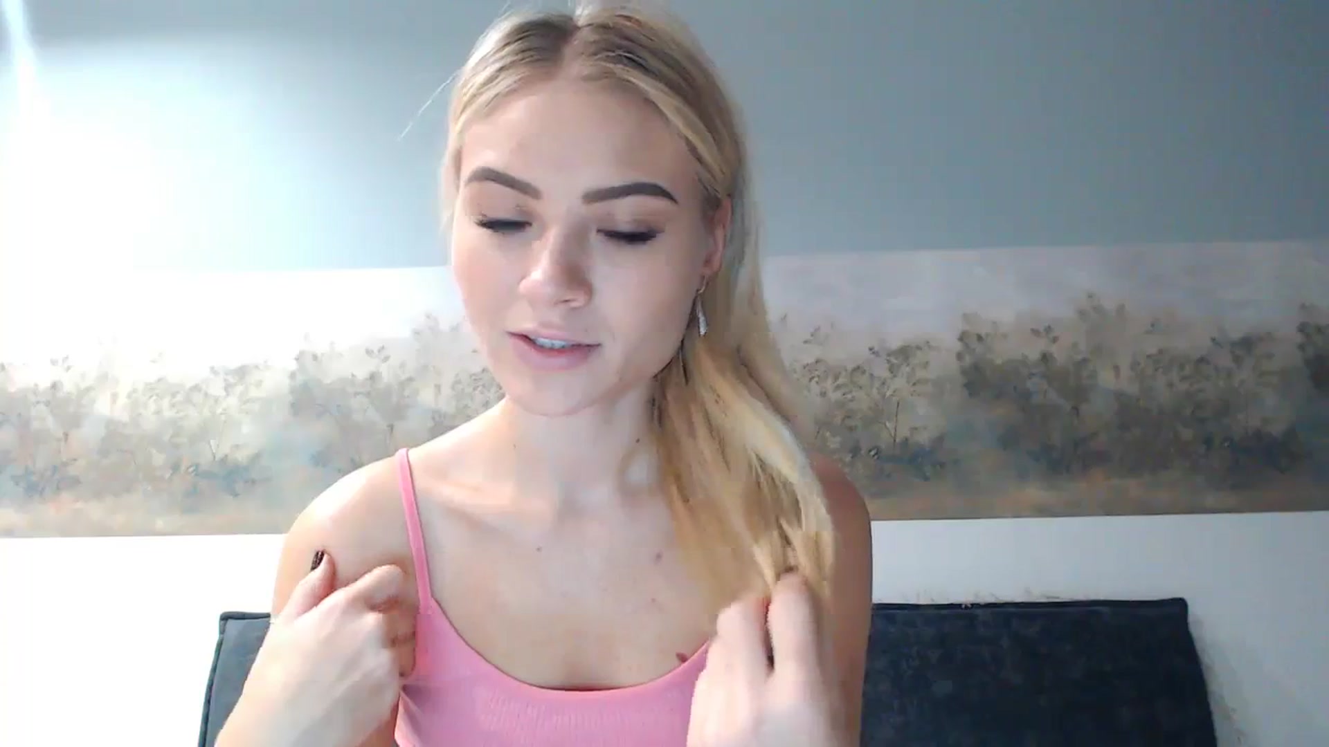 Gallery image thumbnail from bridetobe's myfreecams stream on, 12/12/2023, 04:46 image 3 of 20