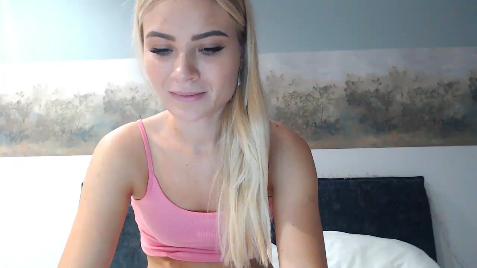 Gallery image thumbnail from bridetobe's myfreecams stream on, 12/12/2023, 04:46 image 16 of 20