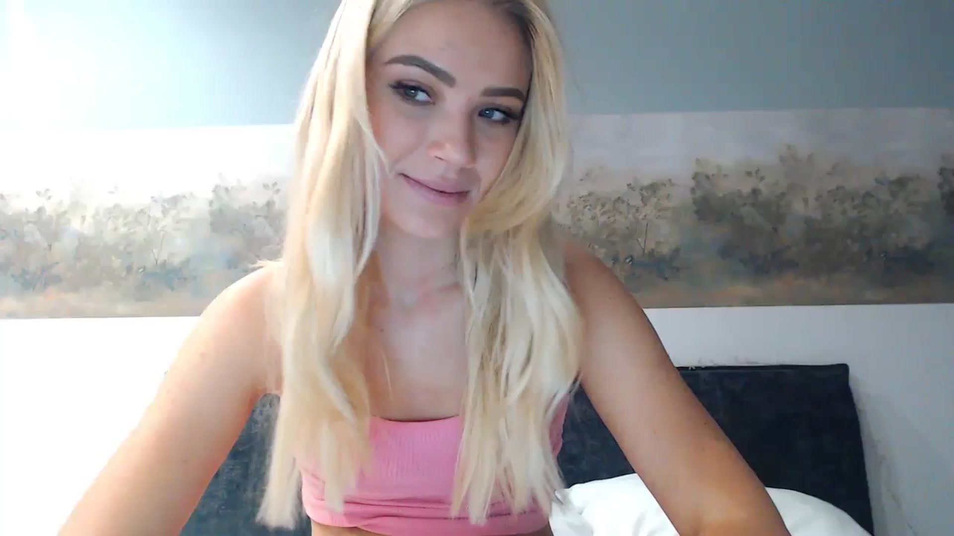 Gallery image thumbnail from bridetobe's myfreecams stream on, 12/12/2023, 05:09 image 1 of 20