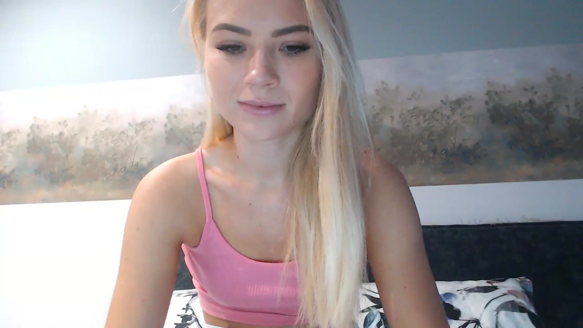 Gallery image thumbnail from bridetobe's myfreecams stream on, 12/15/2023, 06:09 image 3 of 20