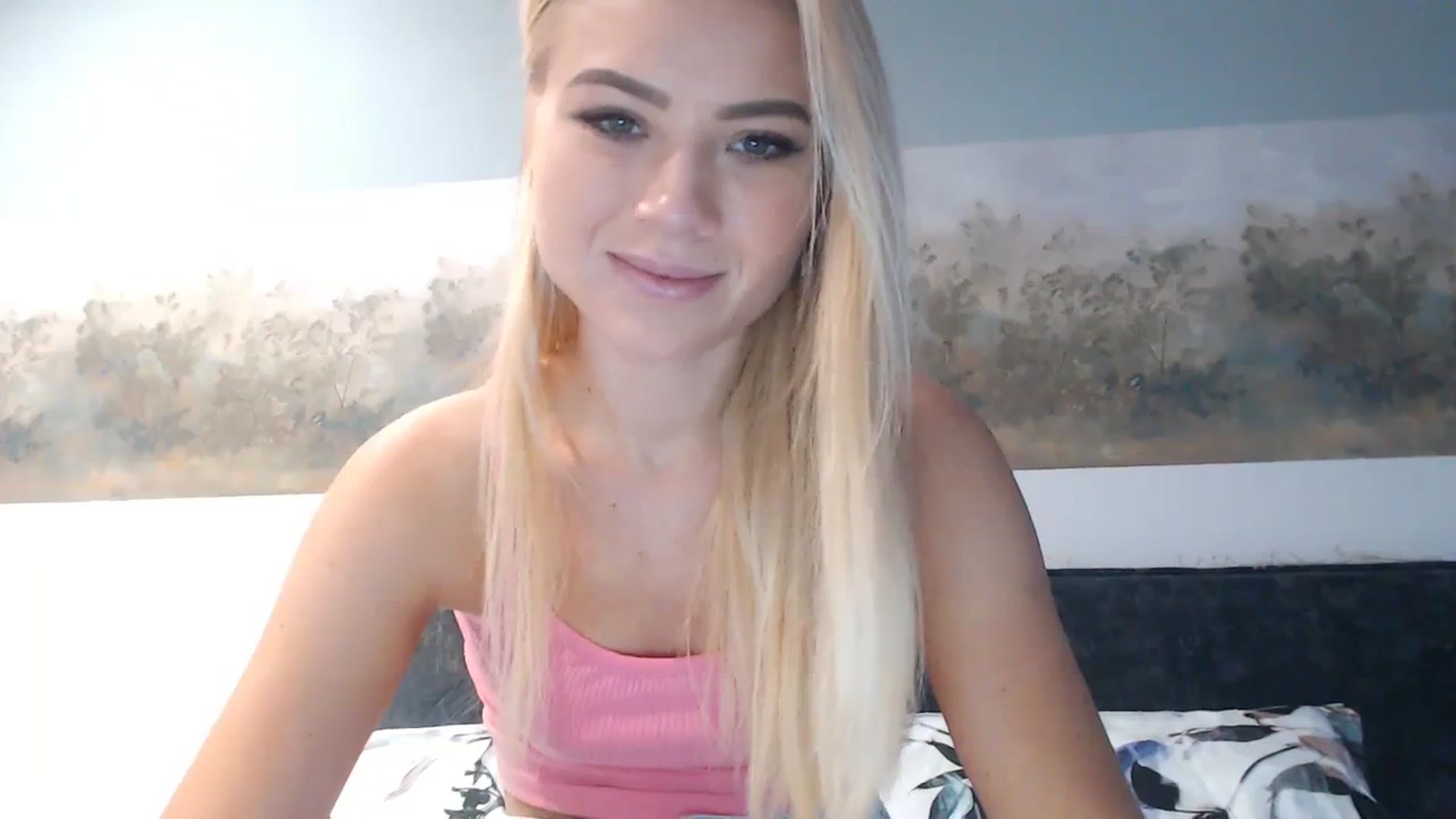 Gallery image thumbnail from bridetobe's myfreecams stream on, 12/15/2023, 06:09 image 6 of 20