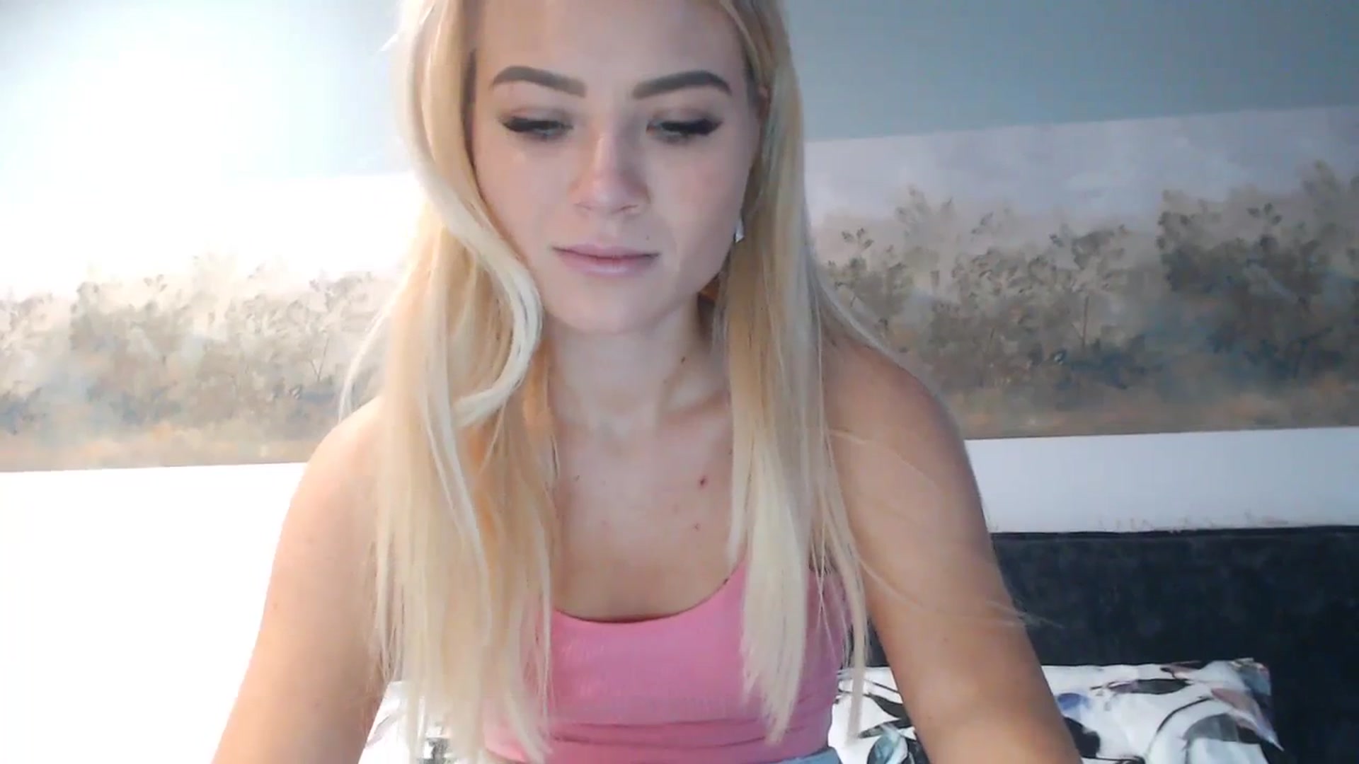 Gallery image thumbnail from bridetobe's myfreecams stream on, 12/15/2023, 06:09 image 8 of 20