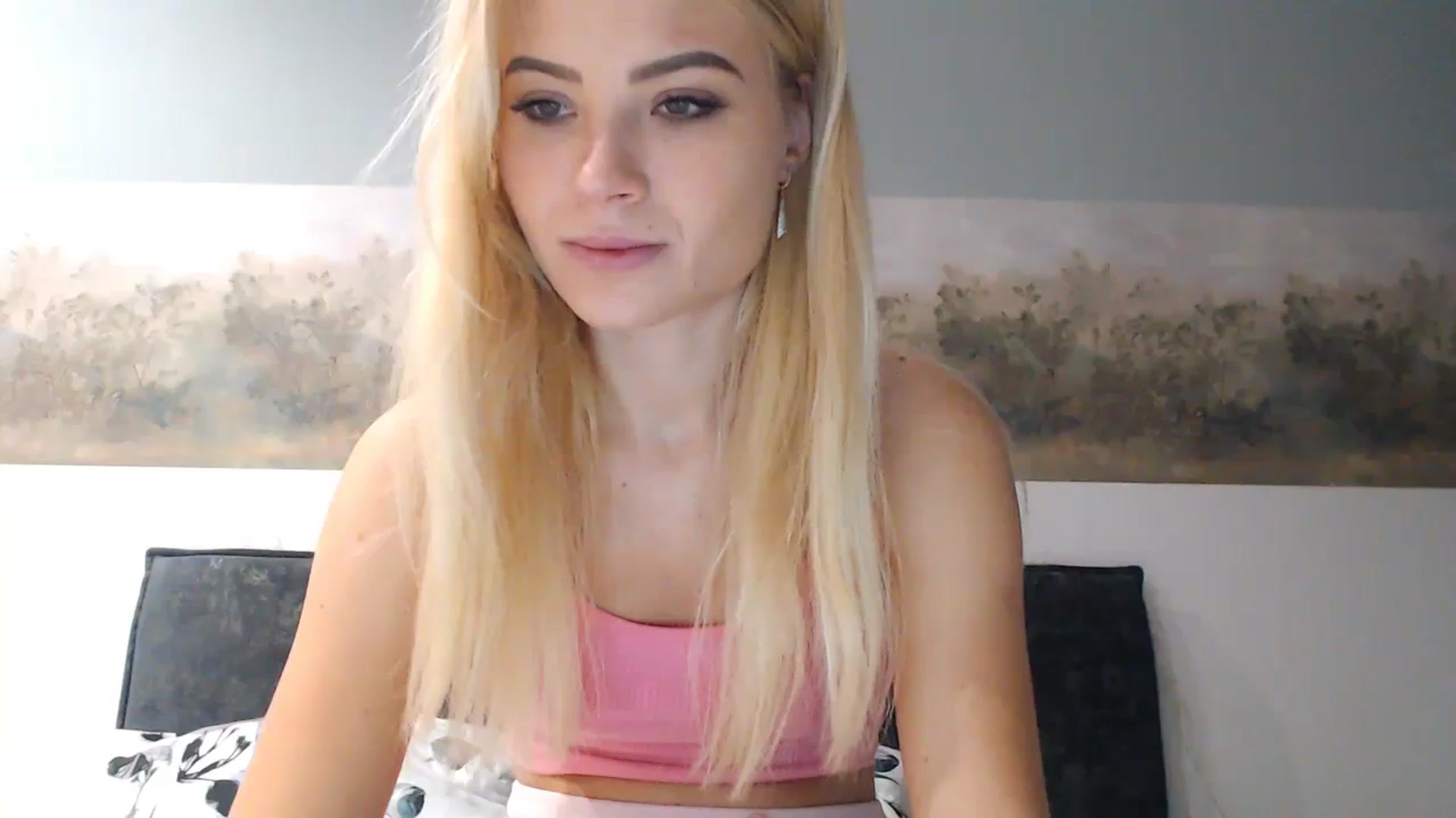 Gallery image thumbnail from bridetobe's myfreecams stream on, 12/21/2023, 05:09 image 8 of 20