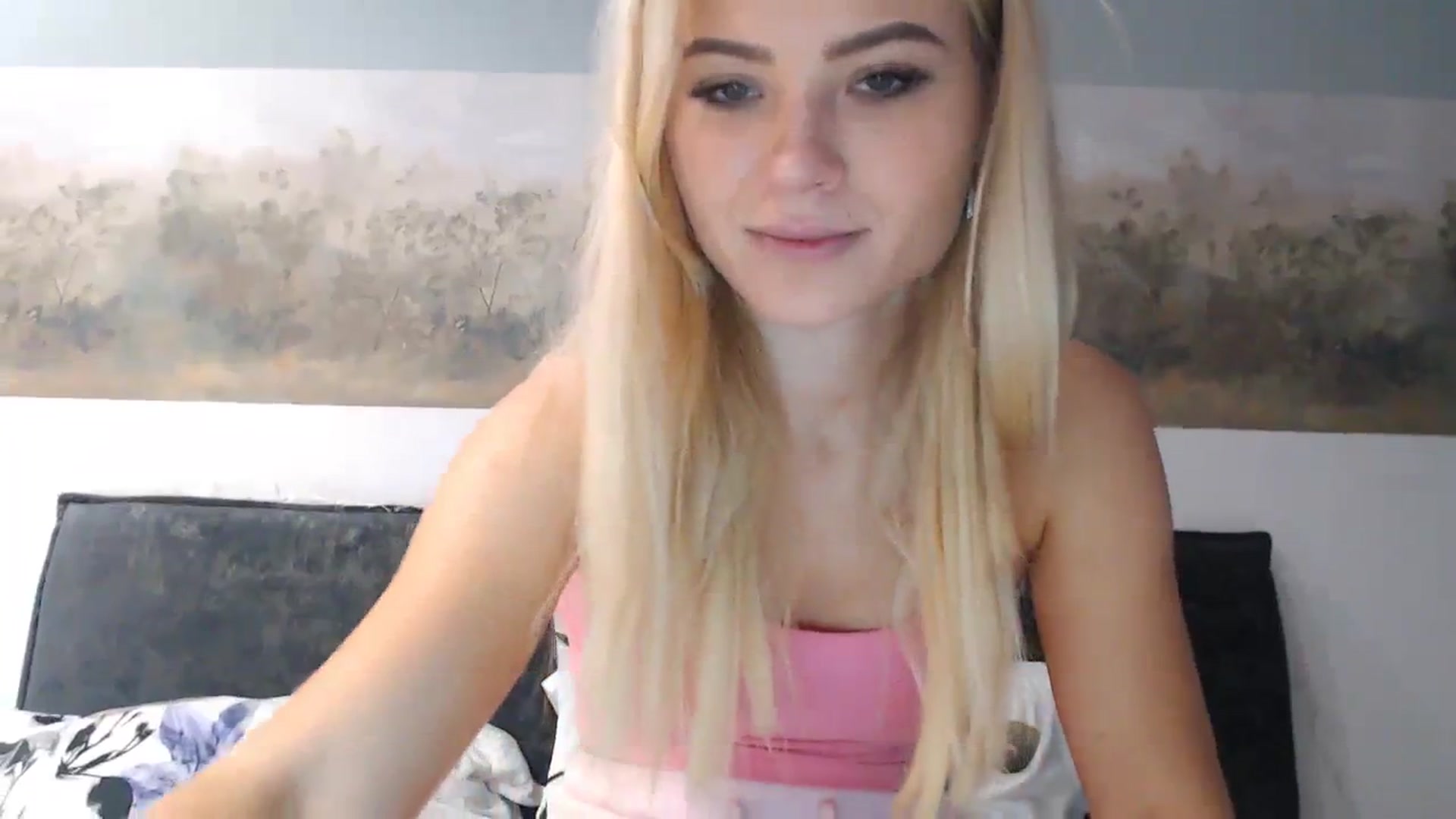 Gallery image thumbnail from bridetobe's myfreecams stream on, 12/21/2023, 05:55 image 3 of 20