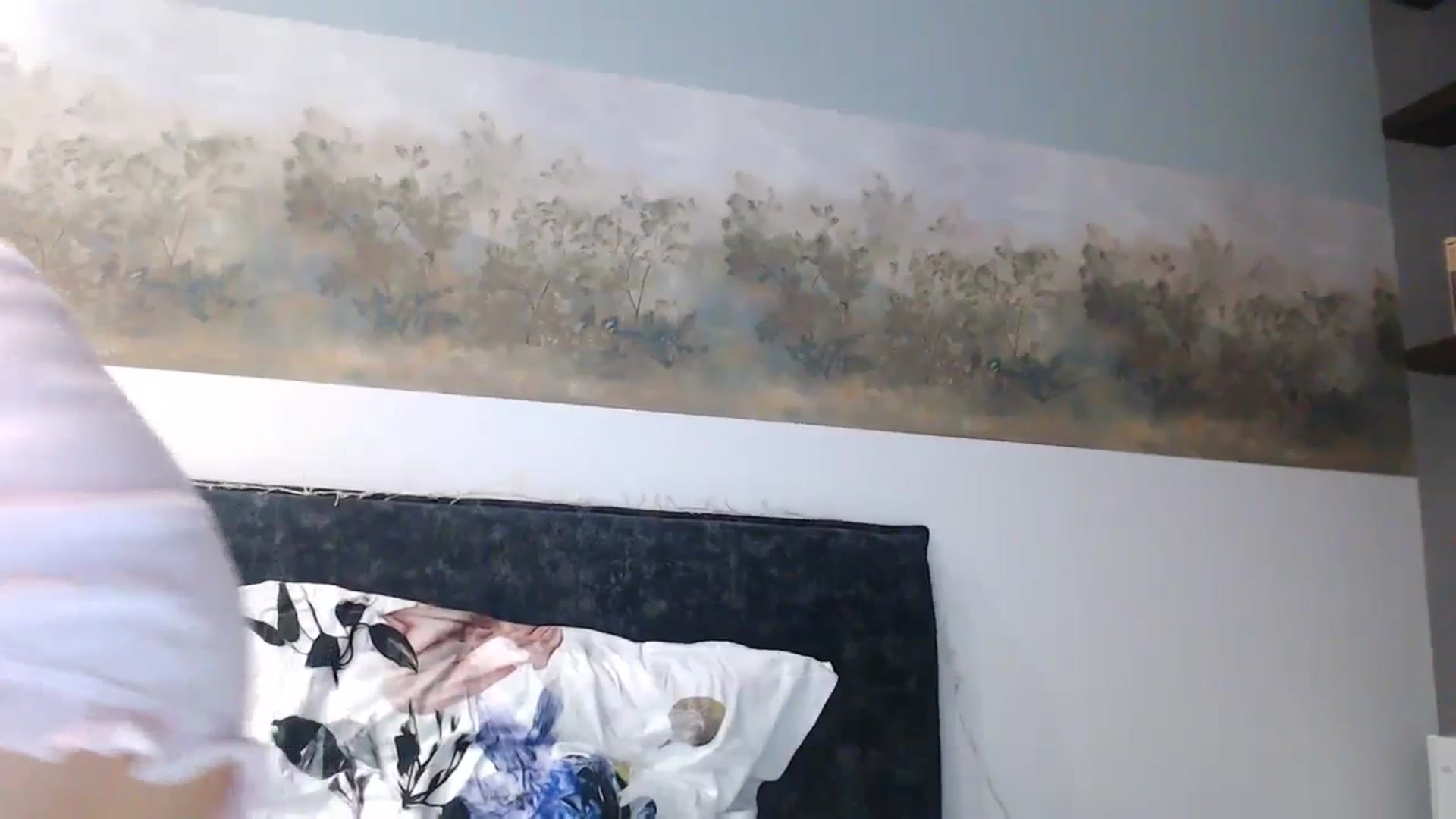 Gallery image thumbnail from bridetobe's myfreecams stream on, 12/21/2023, 05:55 image 4 of 20