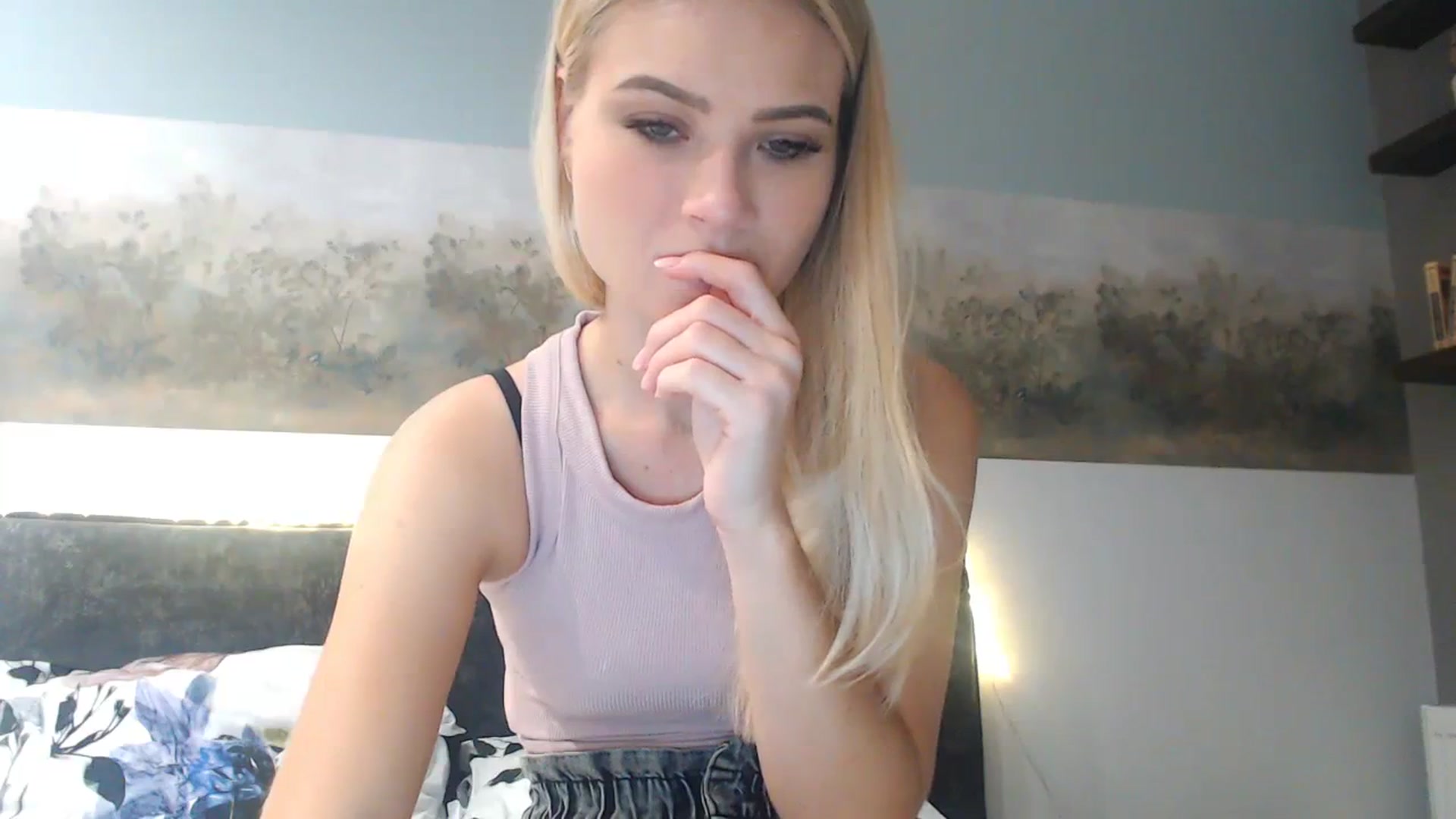 Gallery image thumbnail from bridetobe's myfreecams stream on, 12/22/2023, 03:26 image 18 of 20