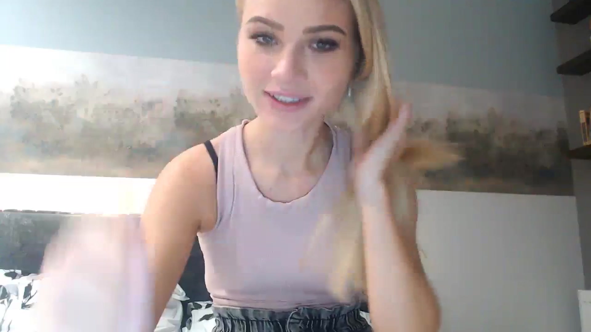 Gallery image thumbnail from bridetobe's myfreecams stream on, 12/22/2023, 03:26 image 6 of 20