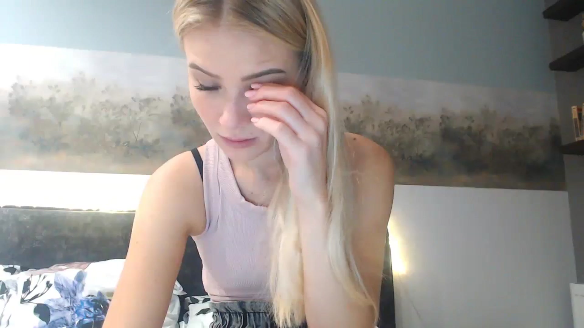 Gallery image thumbnail from bridetobe's myfreecams stream on, 12/22/2023, 03:26 image 12 of 20
