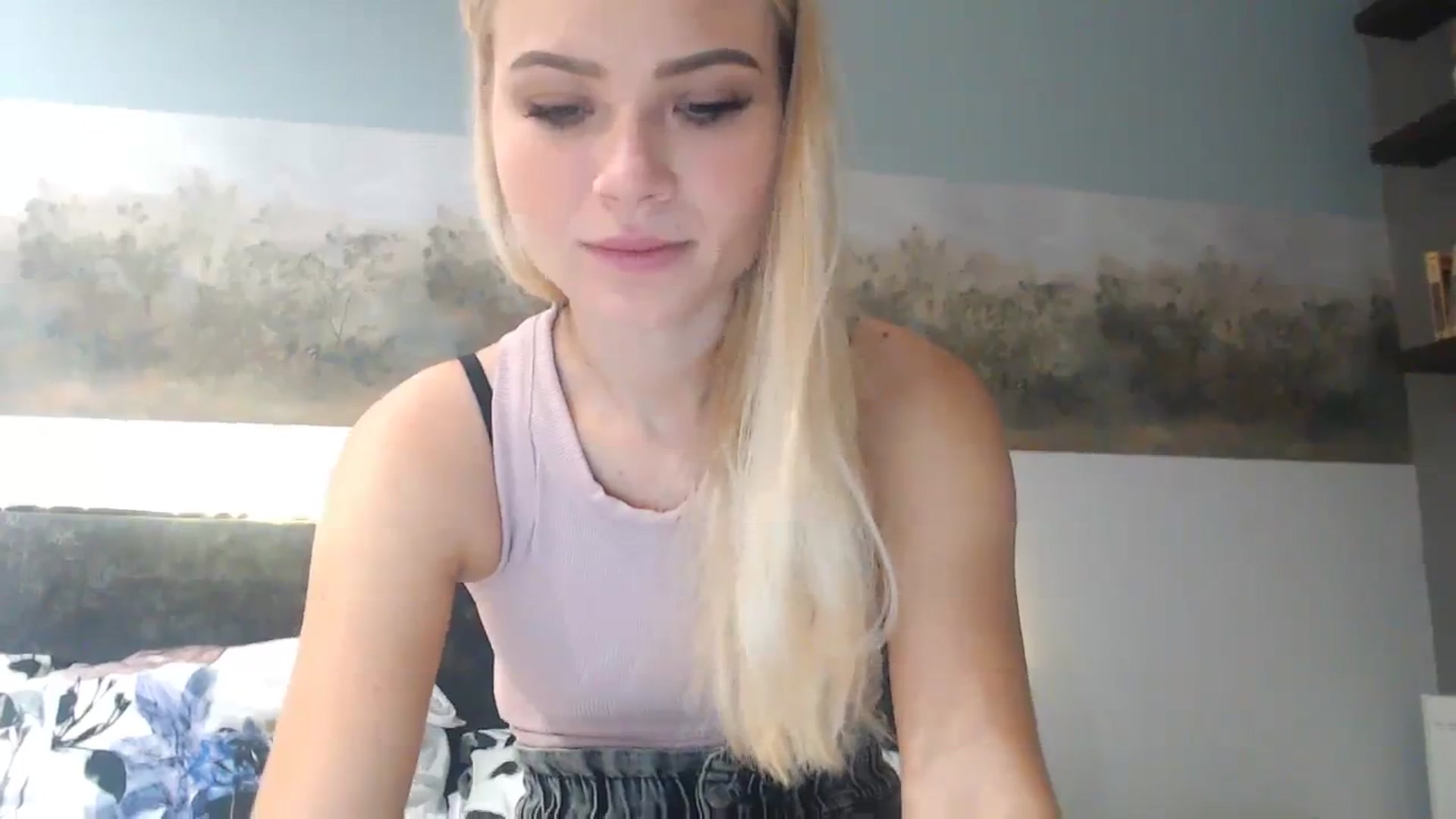 Gallery image thumbnail from bridetobe's myfreecams stream on, 12/22/2023, 03:26 image 16 of 20
