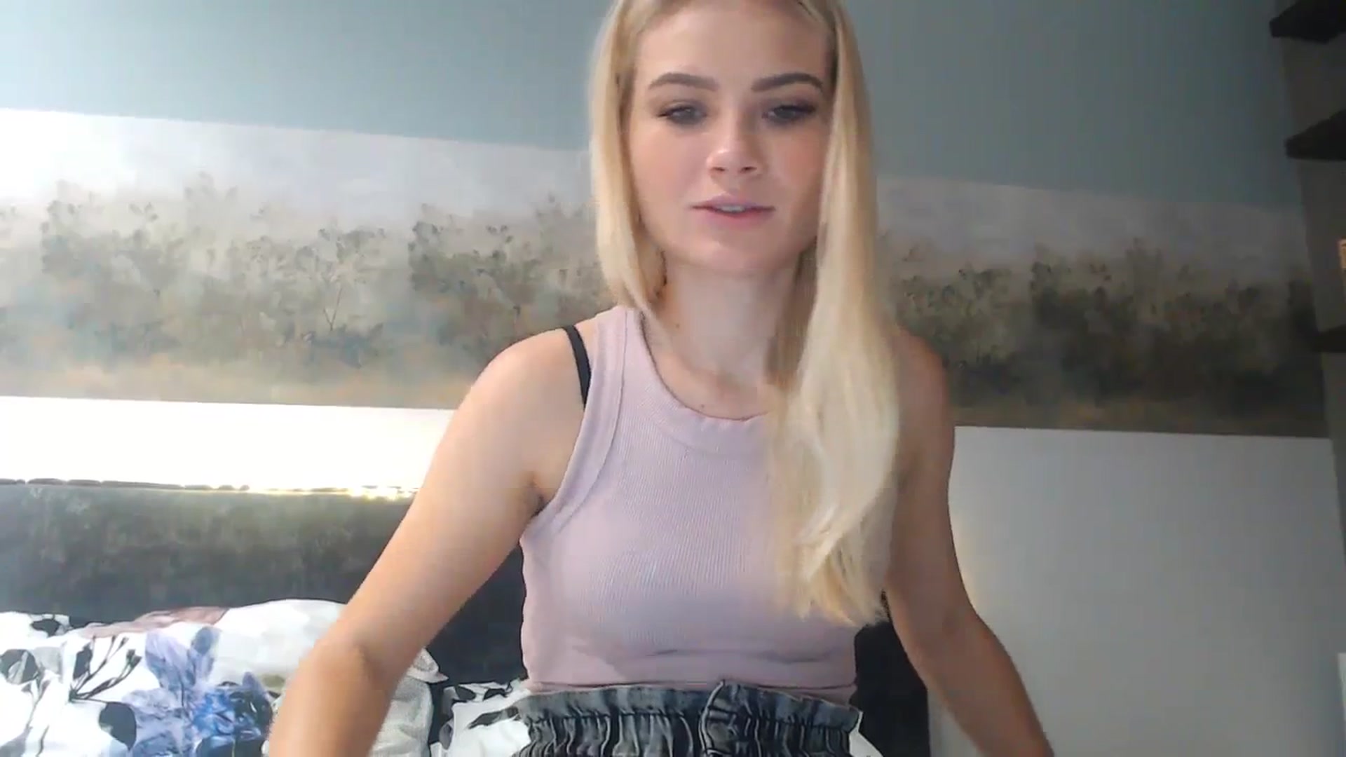Gallery image thumbnail from bridetobe's myfreecams stream on, 12/22/2023, 03:56 image 18 of 20