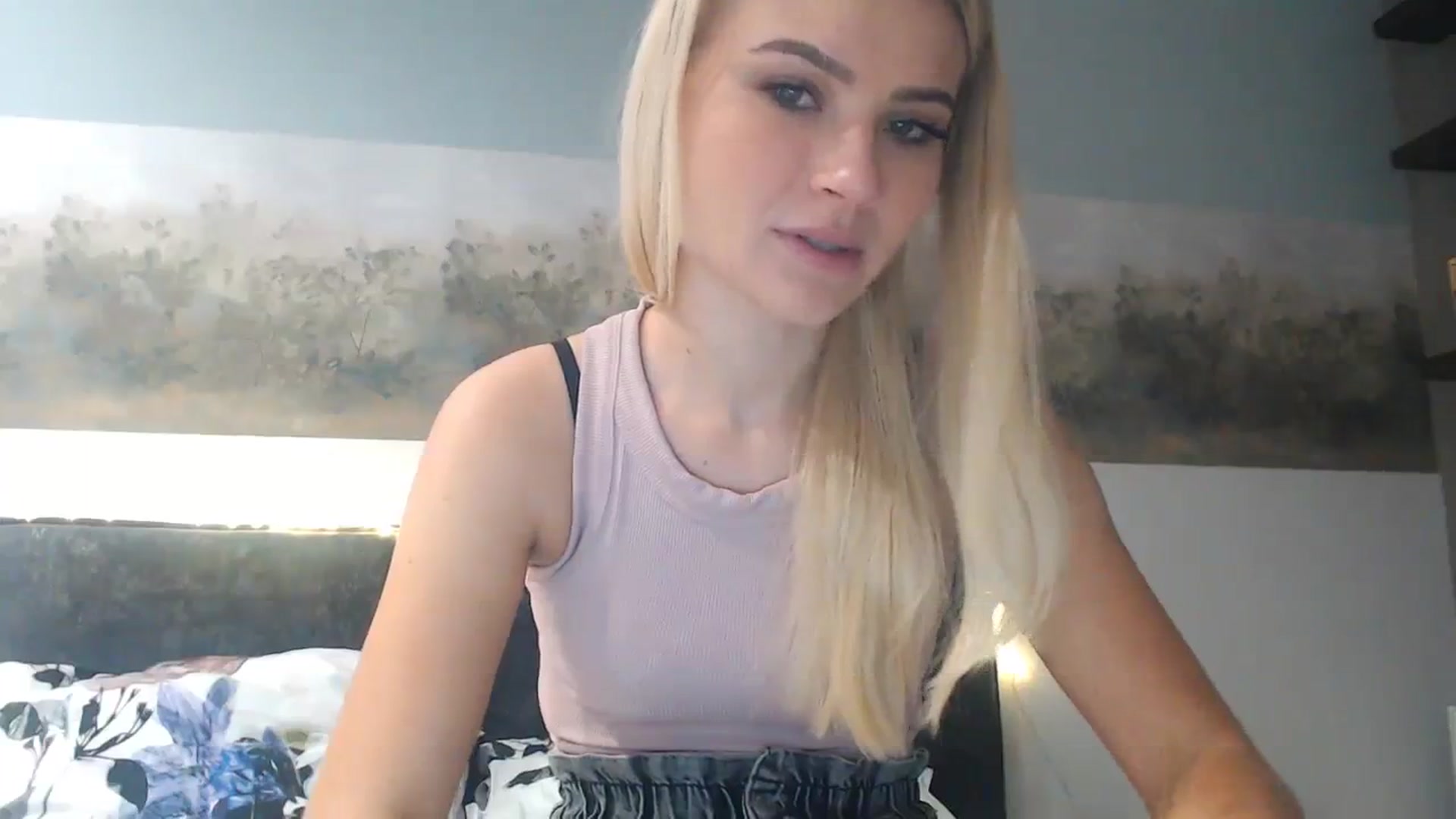 Gallery image thumbnail from bridetobe's myfreecams stream on, 12/22/2023, 03:56 image 11 of 20