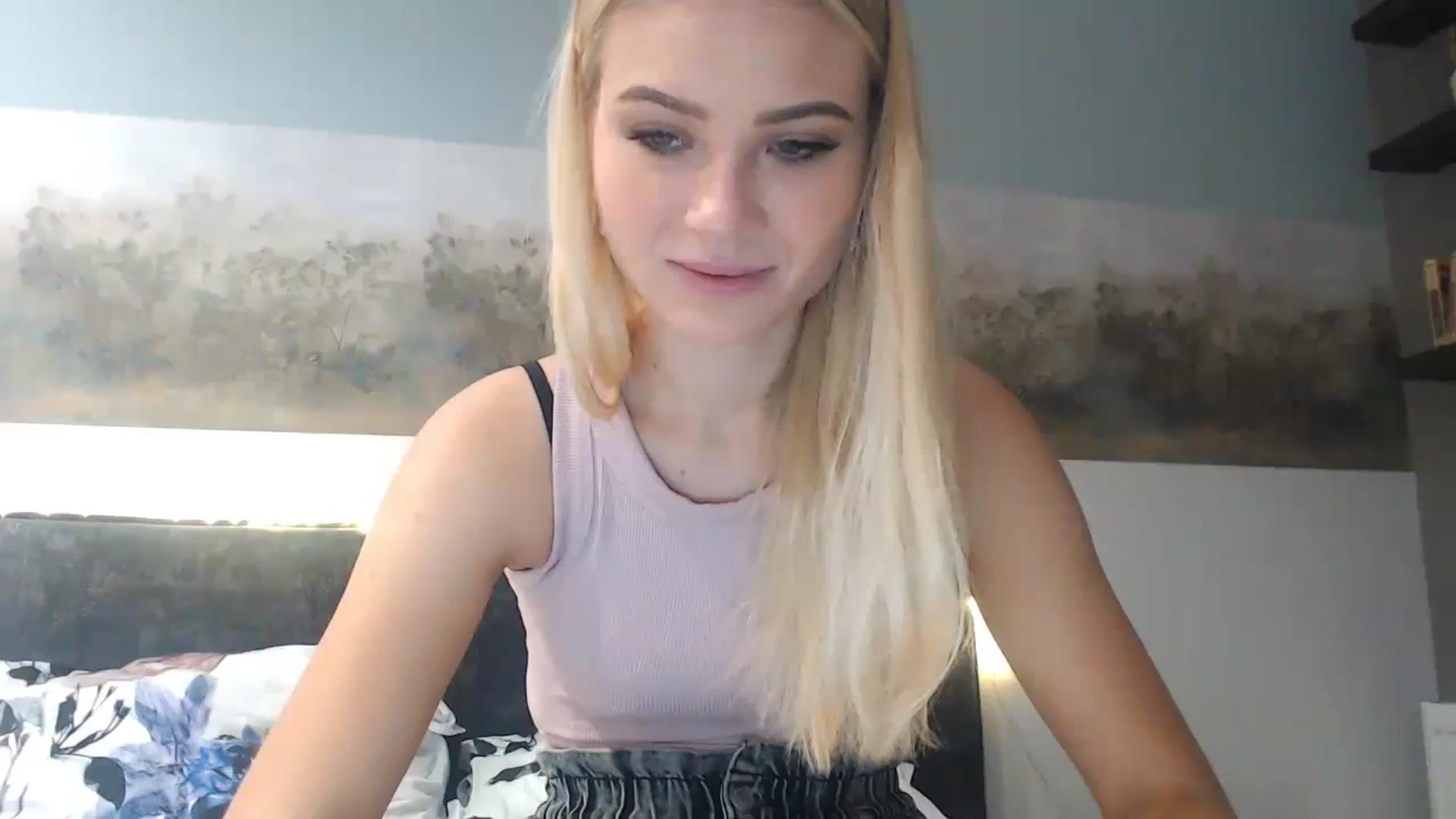 Gallery image thumbnail from bridetobe's myfreecams stream on, 12/22/2023, 03:56 image 1 of 20