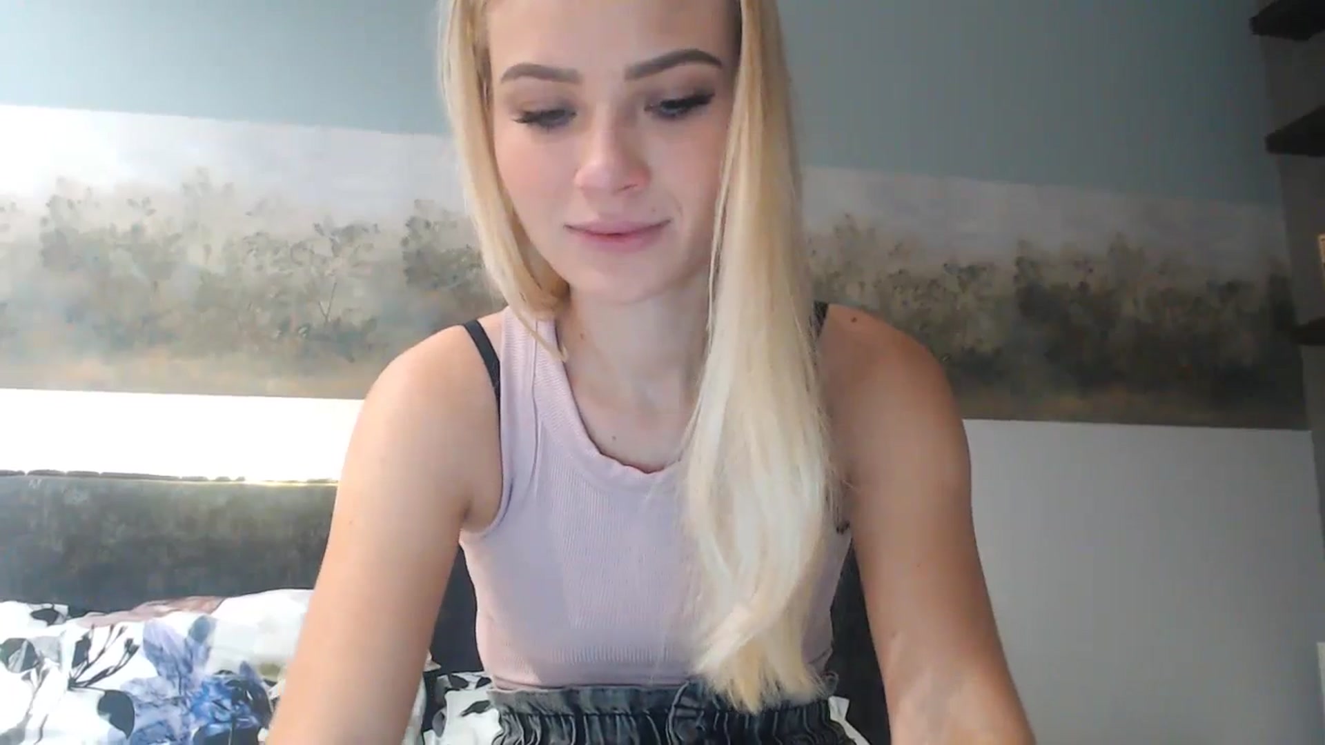 Gallery image thumbnail from bridetobe's myfreecams stream on, 12/22/2023, 03:56 image 16 of 20