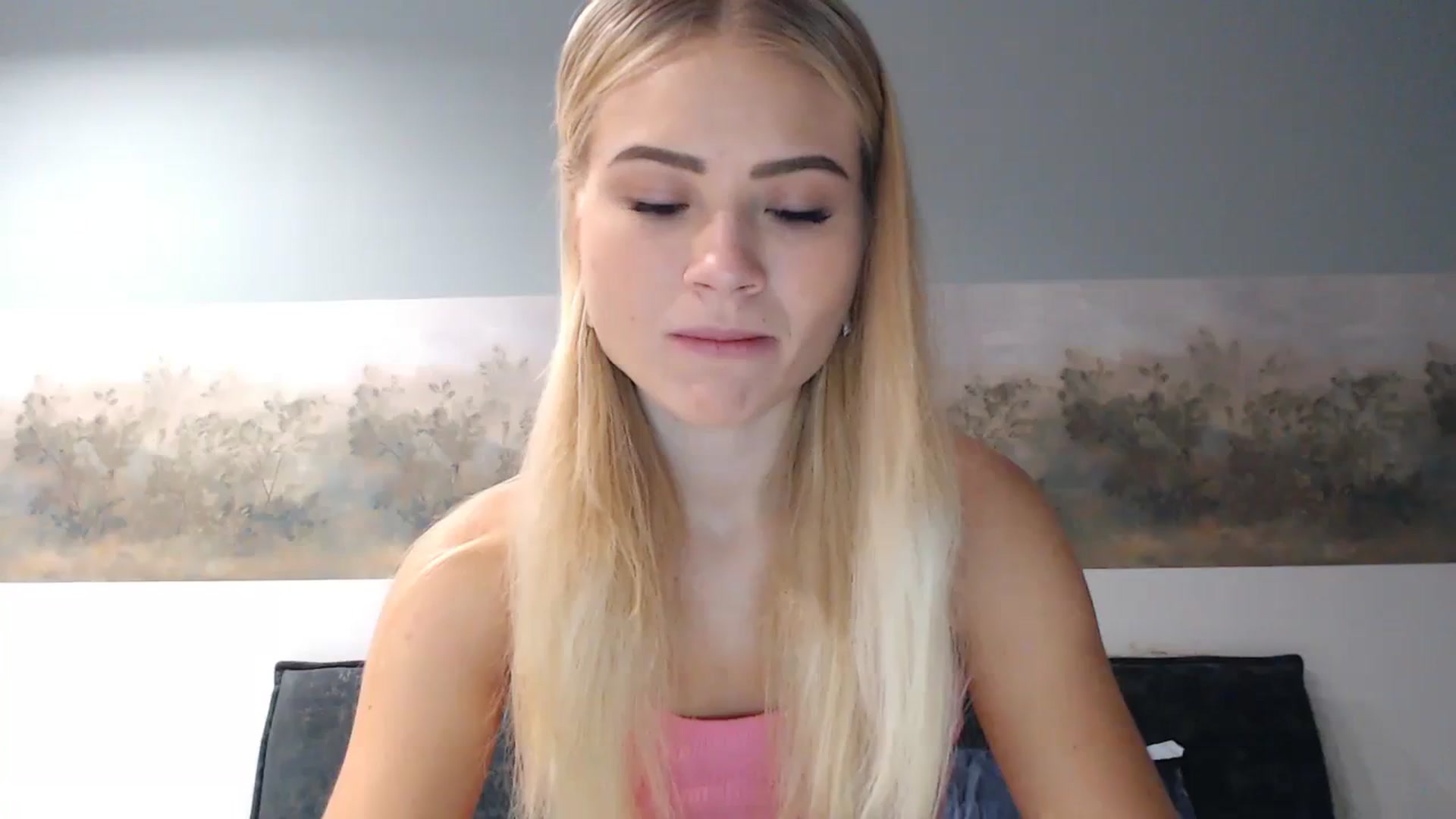 Gallery image thumbnail from bridetobe's myfreecams stream on, 12/25/2023, 04:41 image 3 of 20