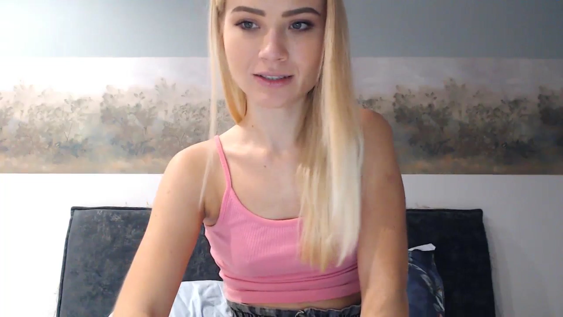 Gallery image thumbnail from bridetobe's myfreecams stream on, 12/25/2023, 04:41 image 19 of 20