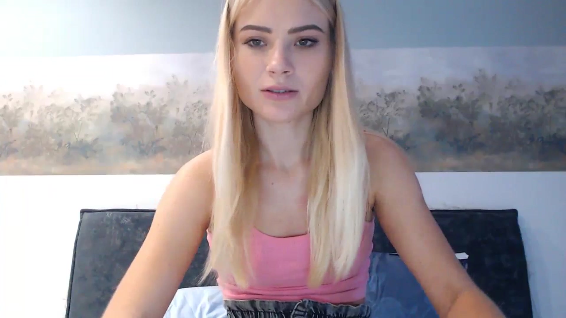 Gallery image thumbnail from bridetobe's myfreecams stream on, 12/25/2023, 05:51 image 13 of 20