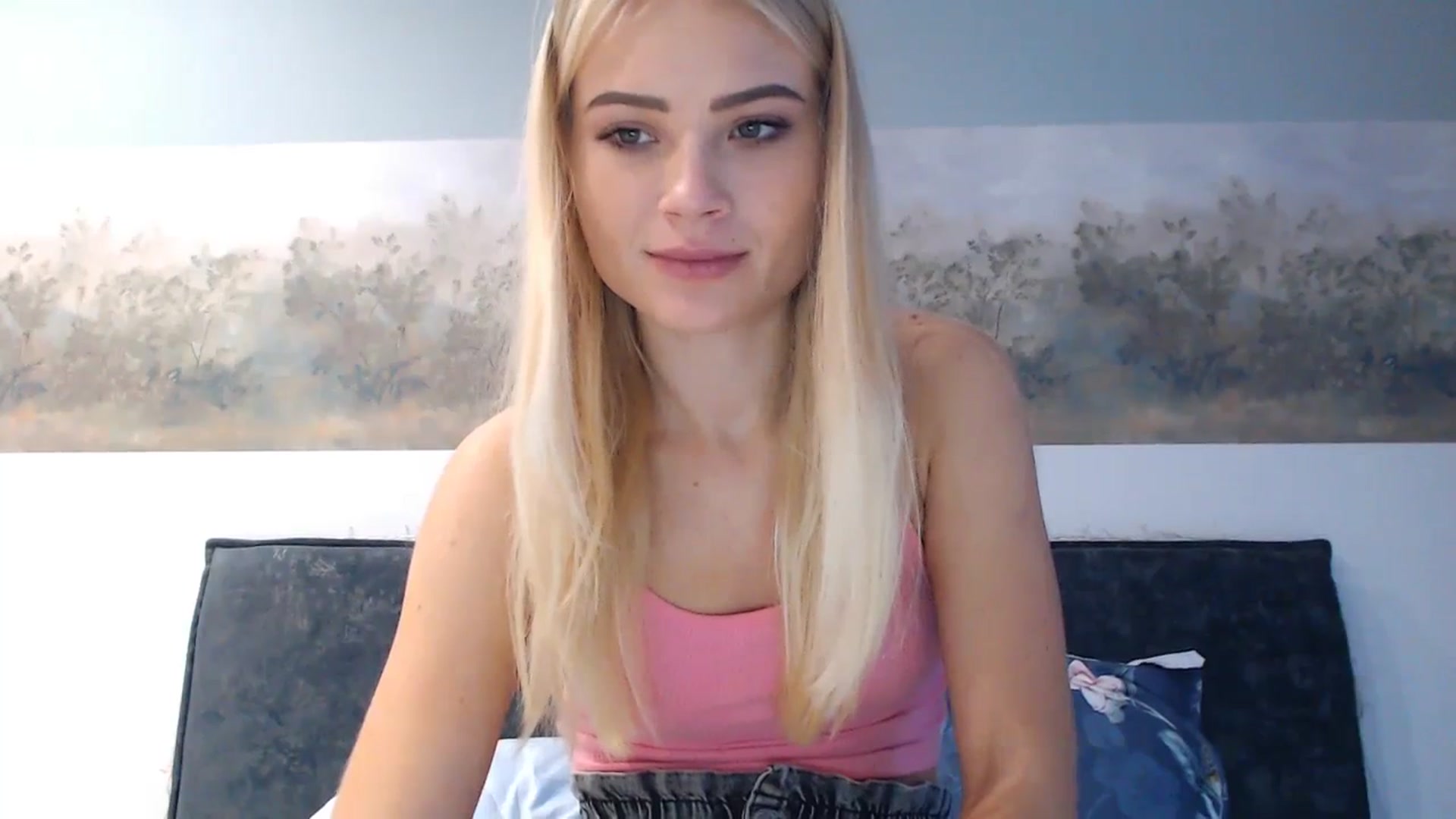 Gallery image thumbnail from bridetobe's myfreecams stream on, 12/25/2023, 05:51 image 17 of 20
