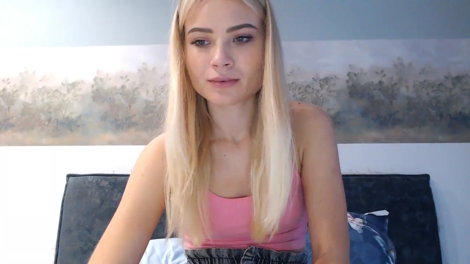 Gallery image thumbnail from bridetobe's myfreecams stream on, 12/25/2023, 05:51 image 18 of 20