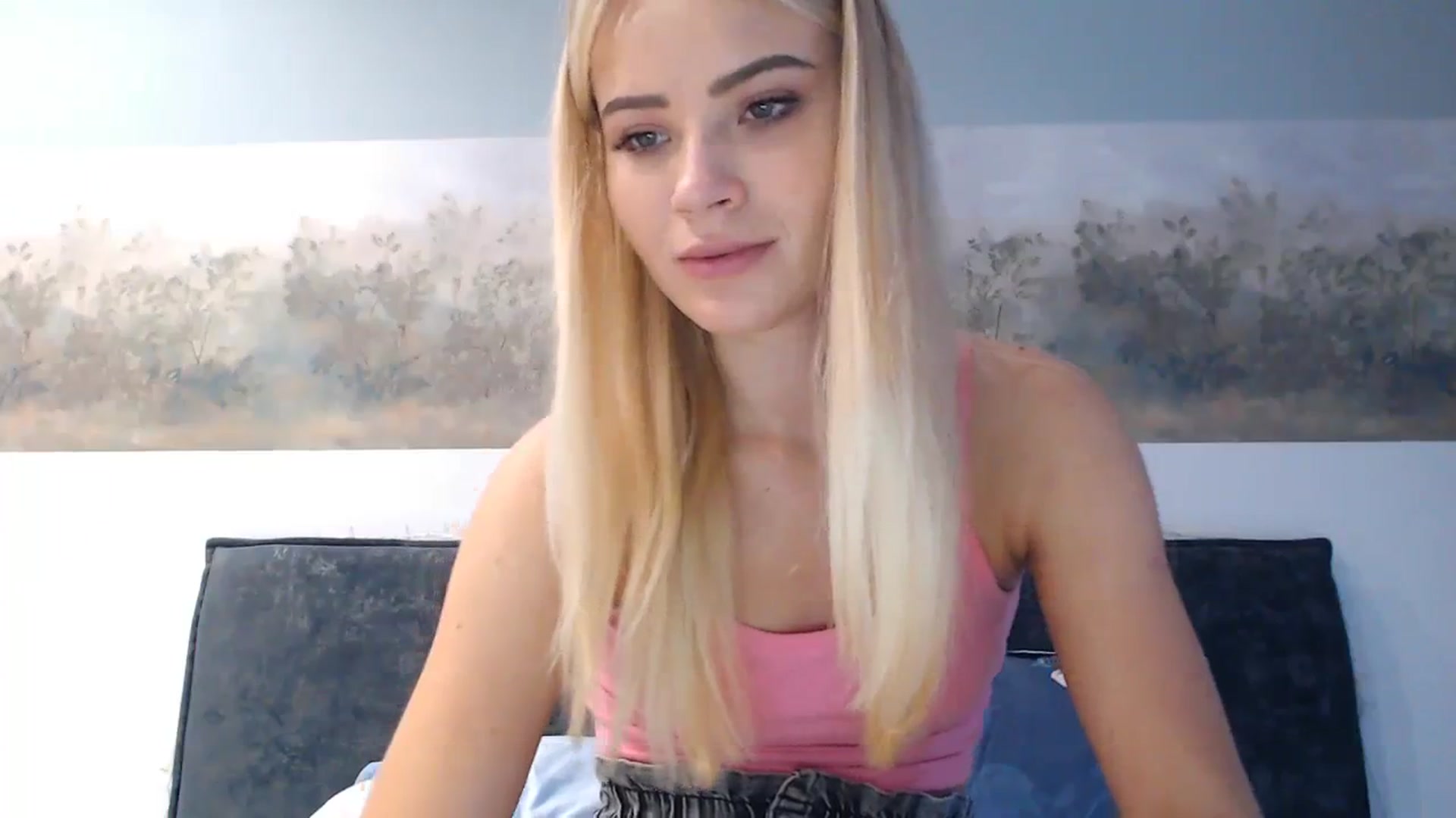 Gallery image thumbnail from bridetobe's myfreecams stream on, 12/25/2023, 05:51 image 14 of 20