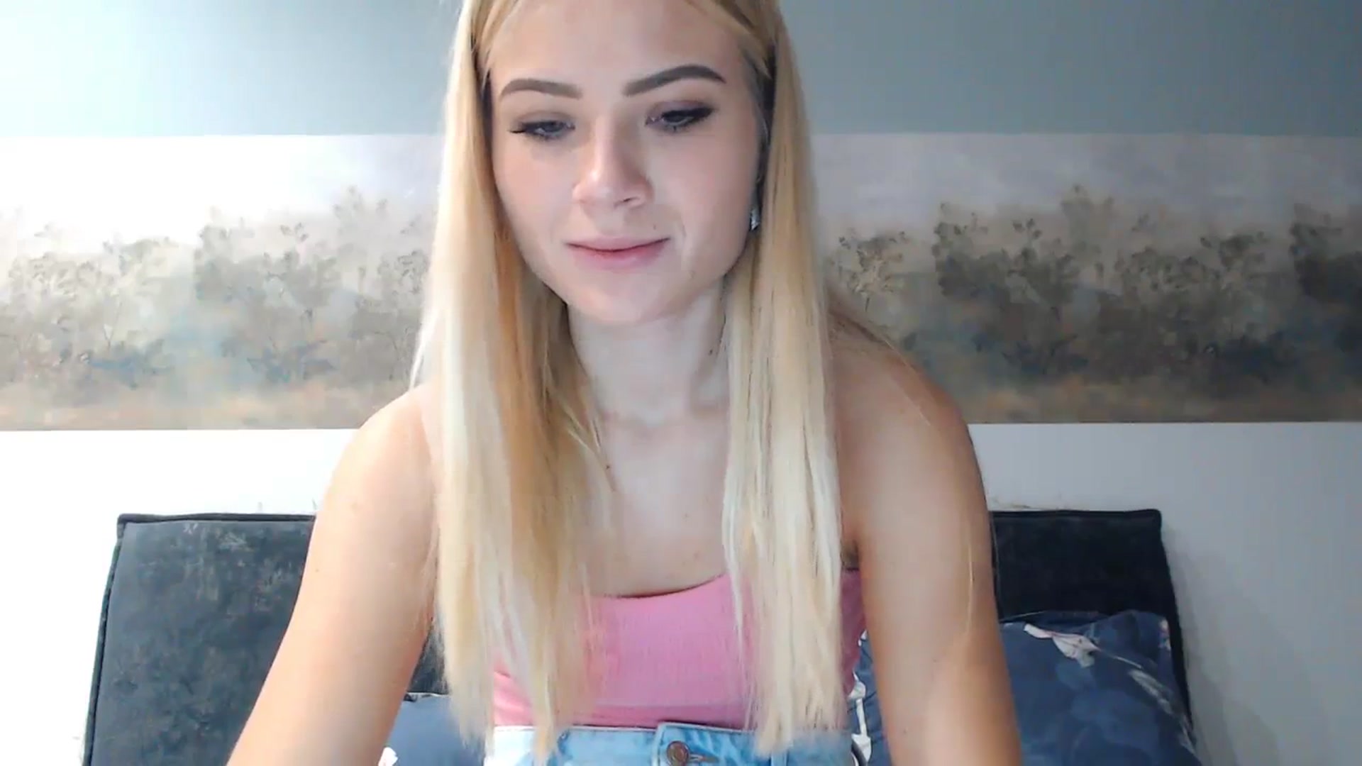 Gallery image thumbnail from bridetobe's myfreecams stream on, 12/26/2023, 03:32 image 17 of 20