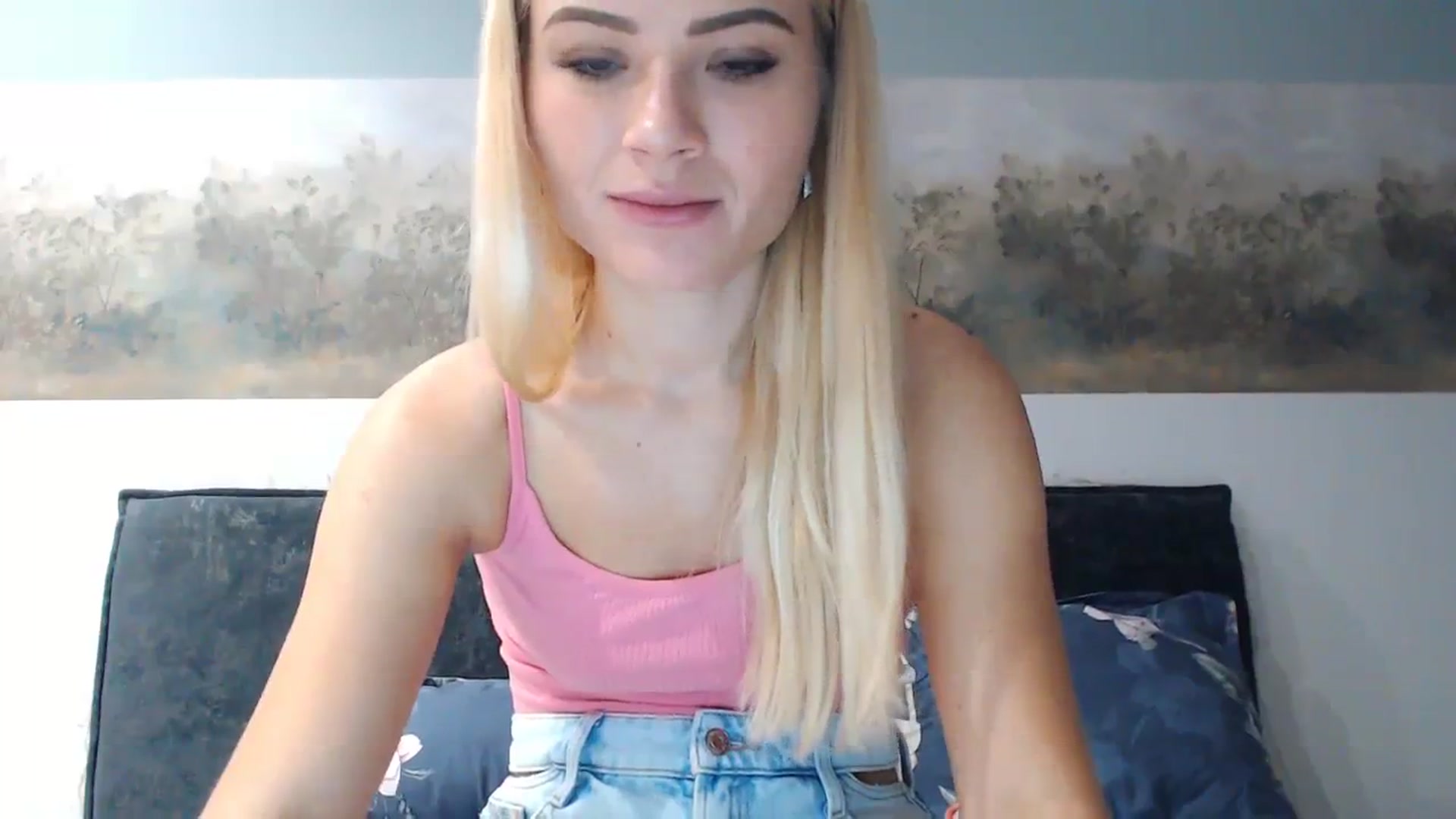 Gallery image thumbnail from bridetobe's myfreecams stream on, 12/26/2023, 03:32 image 14 of 20