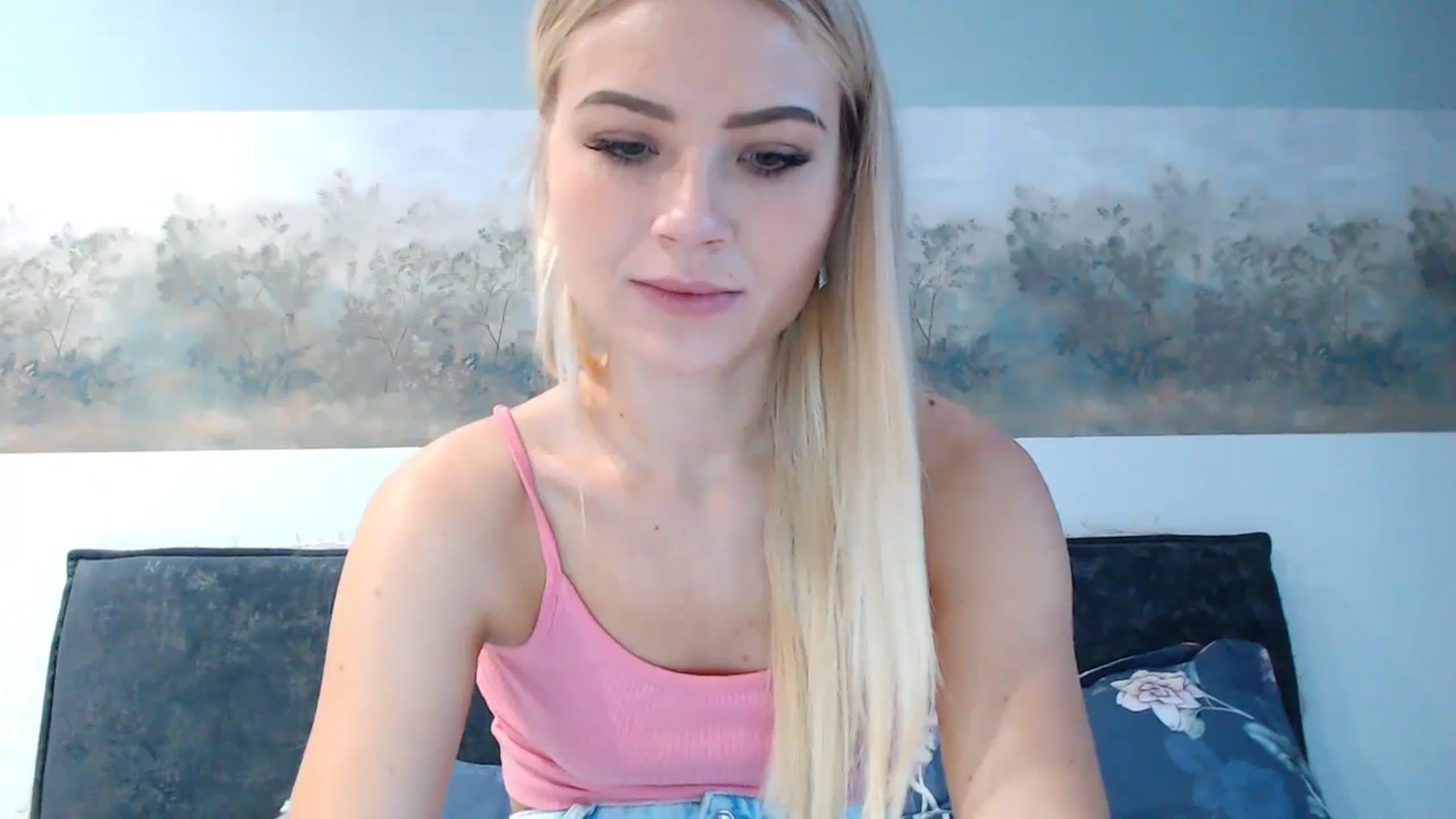 Gallery image thumbnail from bridetobe's myfreecams stream on, 12/26/2023, 06:05 image 7 of 20