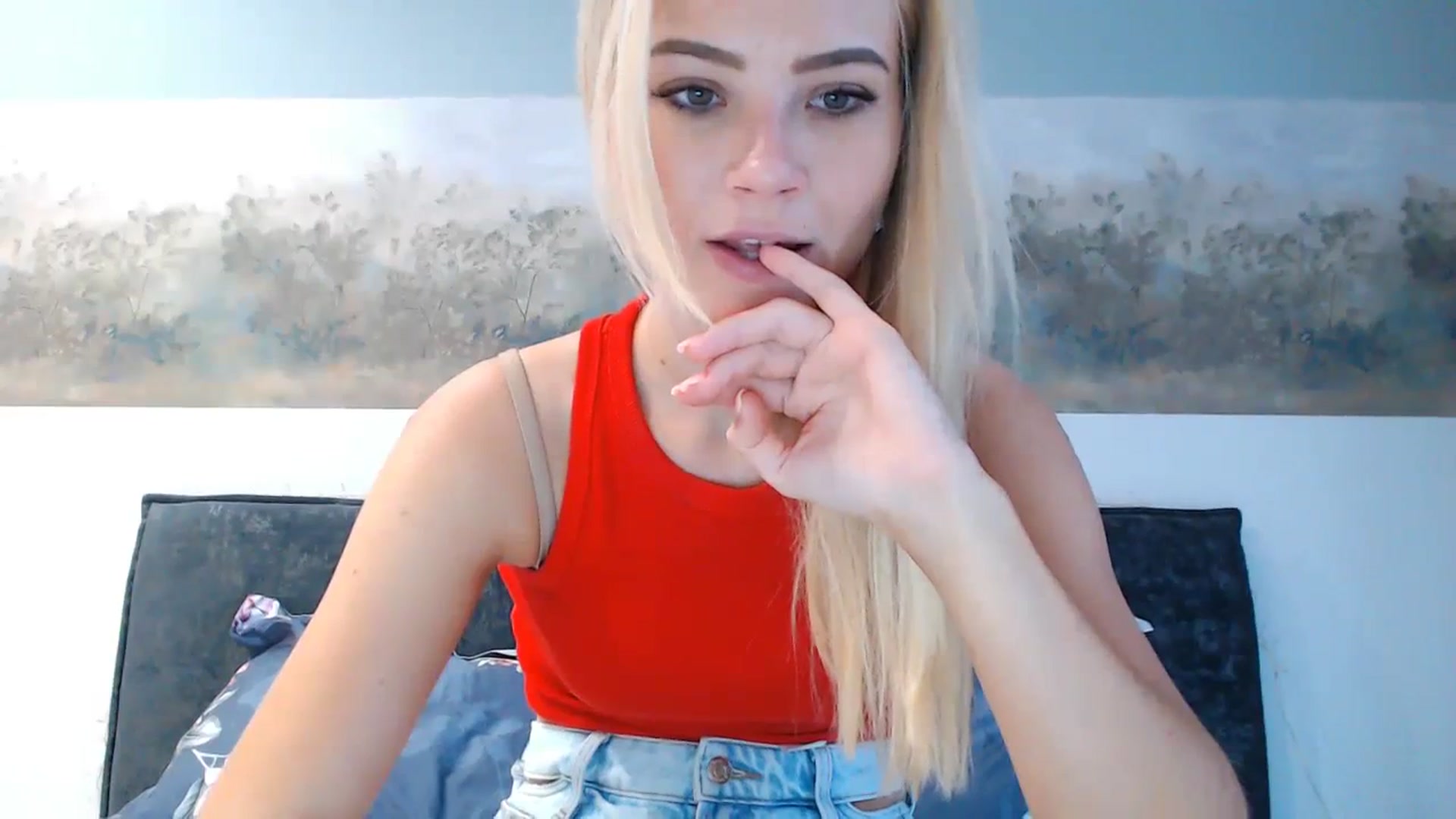 Gallery image thumbnail from bridetobe's myfreecams stream on, 12/27/2023, 06:39 image 7 of 20