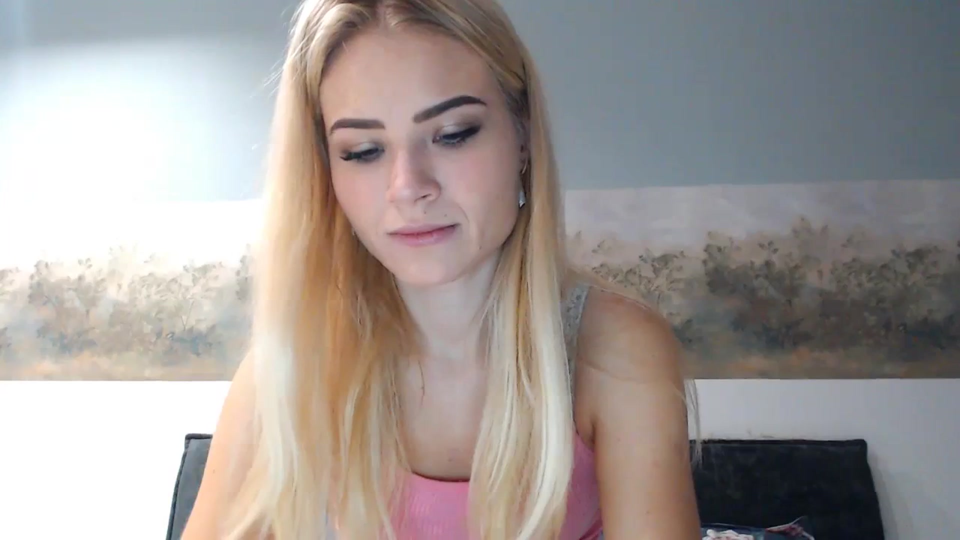 Gallery image thumbnail from bridetobe's myfreecams stream on, 12/29/2023, 03:51 image 9 of 20