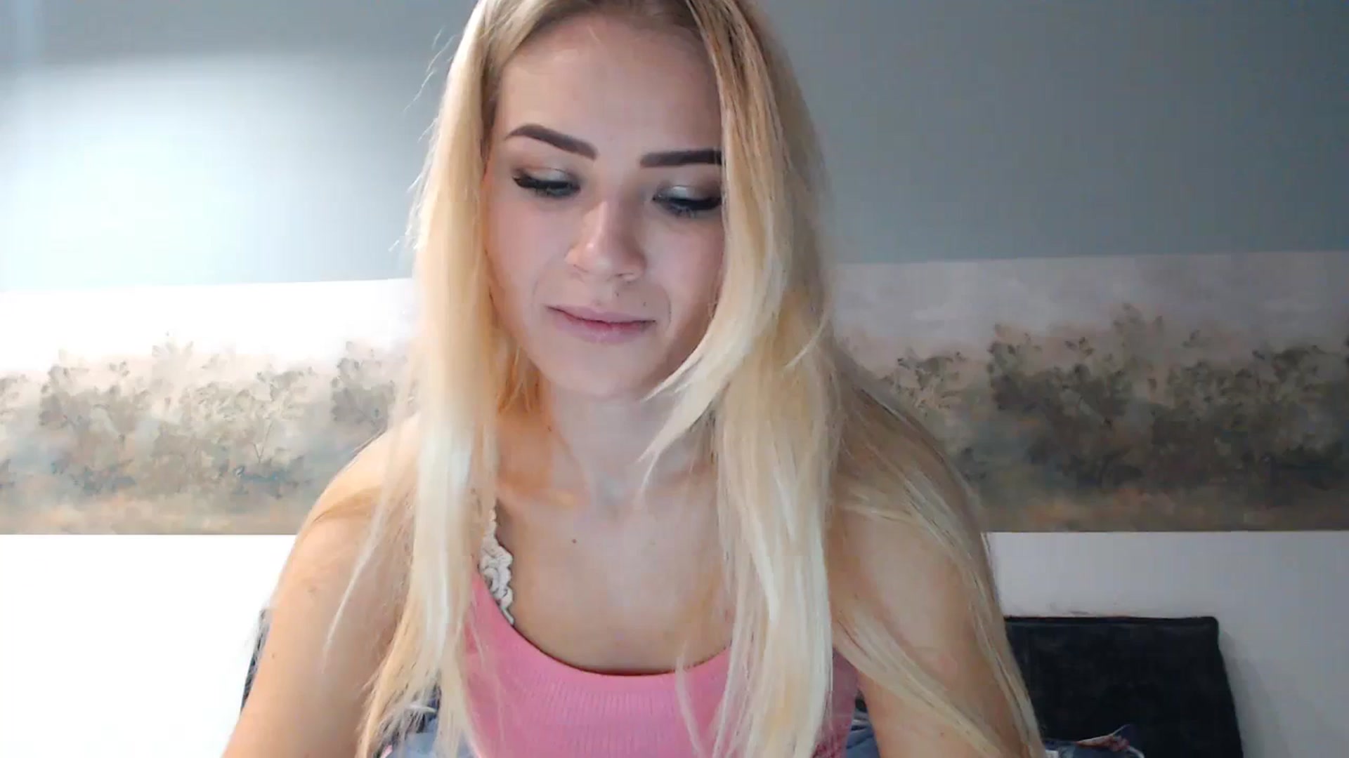 Gallery image thumbnail from bridetobe's myfreecams stream on, 12/29/2023, 03:51 image 6 of 20