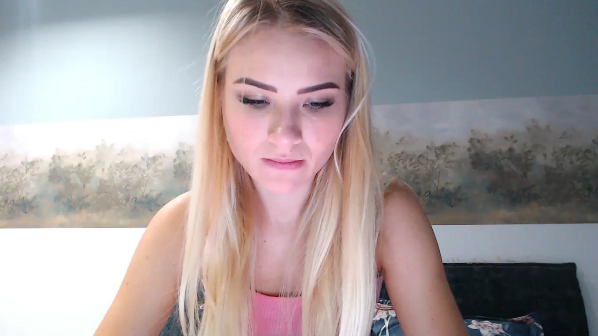 Gallery image thumbnail from bridetobe's myfreecams stream on, 12/29/2023, 05:42 image 13 of 20