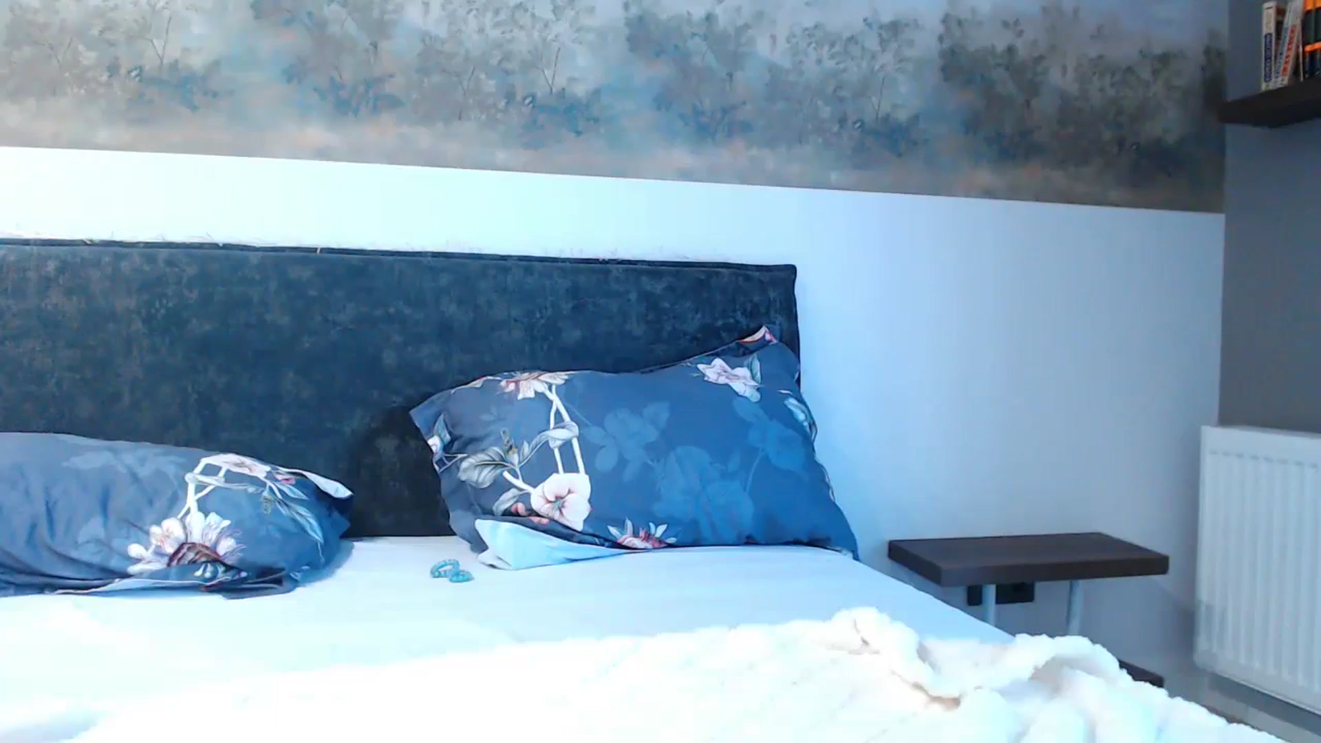 Gallery image thumbnail from bridetobe's myfreecams stream on, 12/30/2023, 06:08 image 17 of 20
