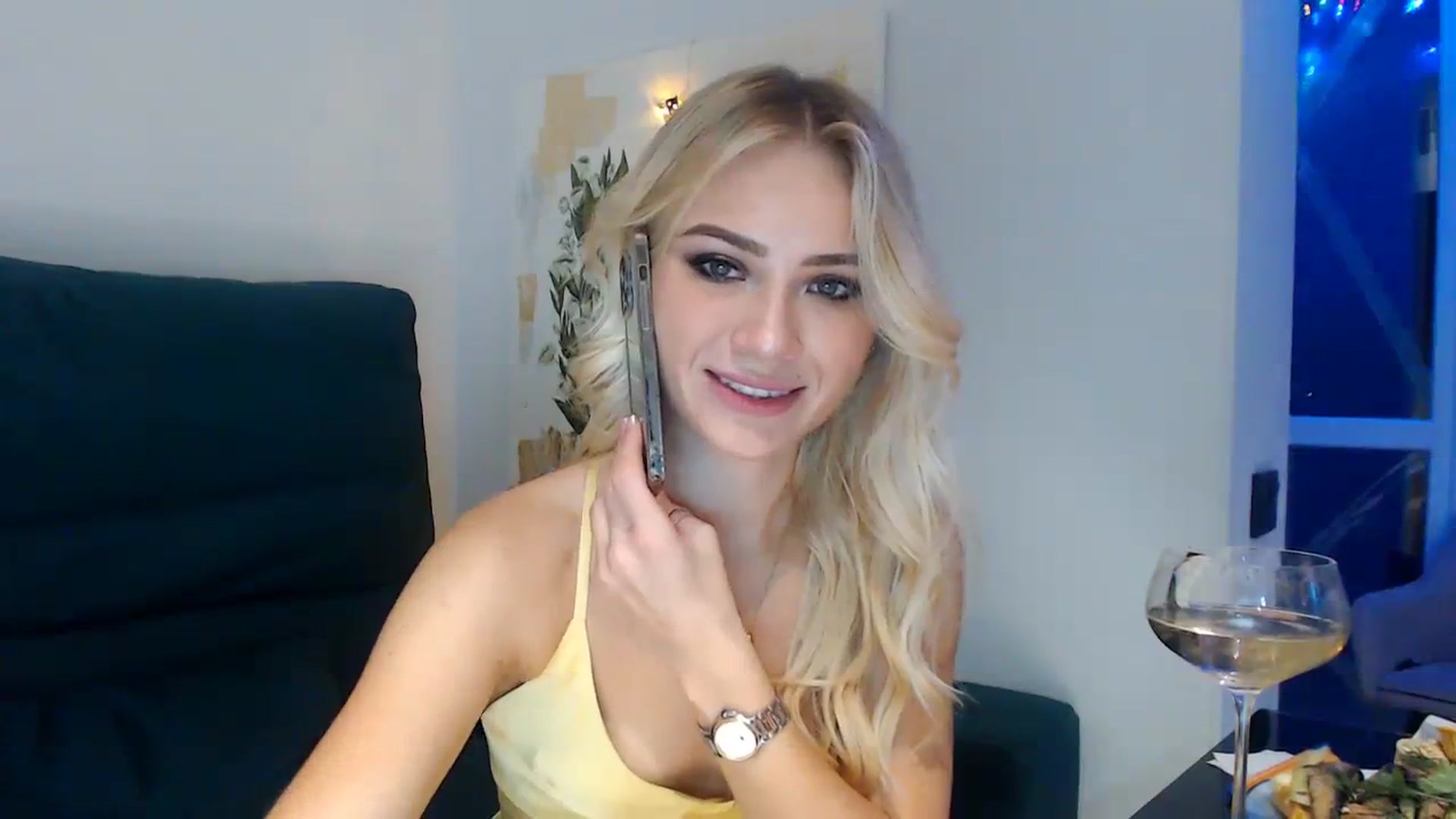 Gallery image thumbnail from bridetobe's myfreecams stream on, 12/31/2023, 22:19 image 9 of 20