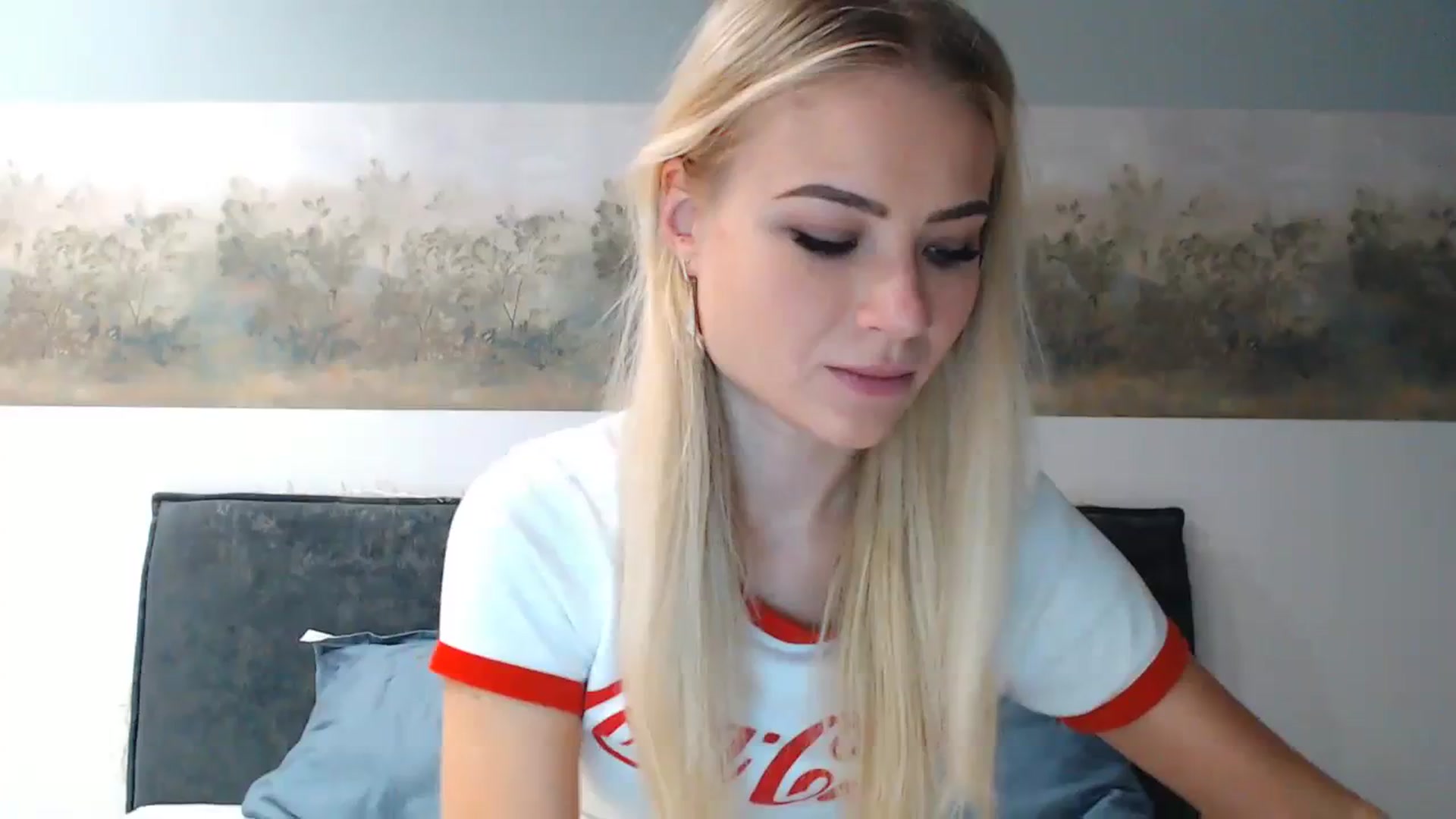 Gallery image thumbnail from bridetobe's myfreecams stream on, 01/04/2024, 03:47 image 4 of 20