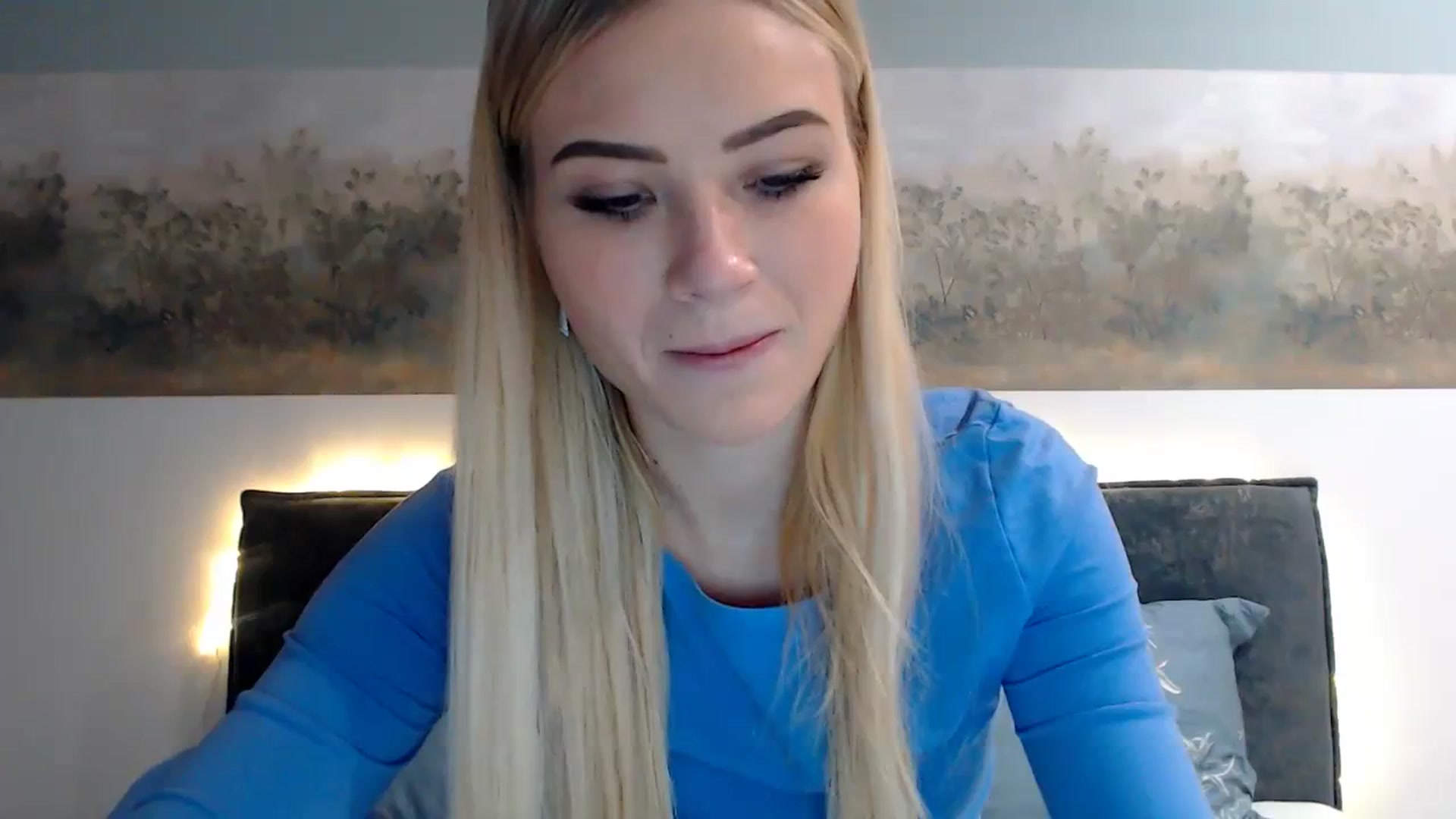 Gallery image thumbnail from bridetobe's myfreecams stream on, 01/06/2024, 05:22 image 17 of 20