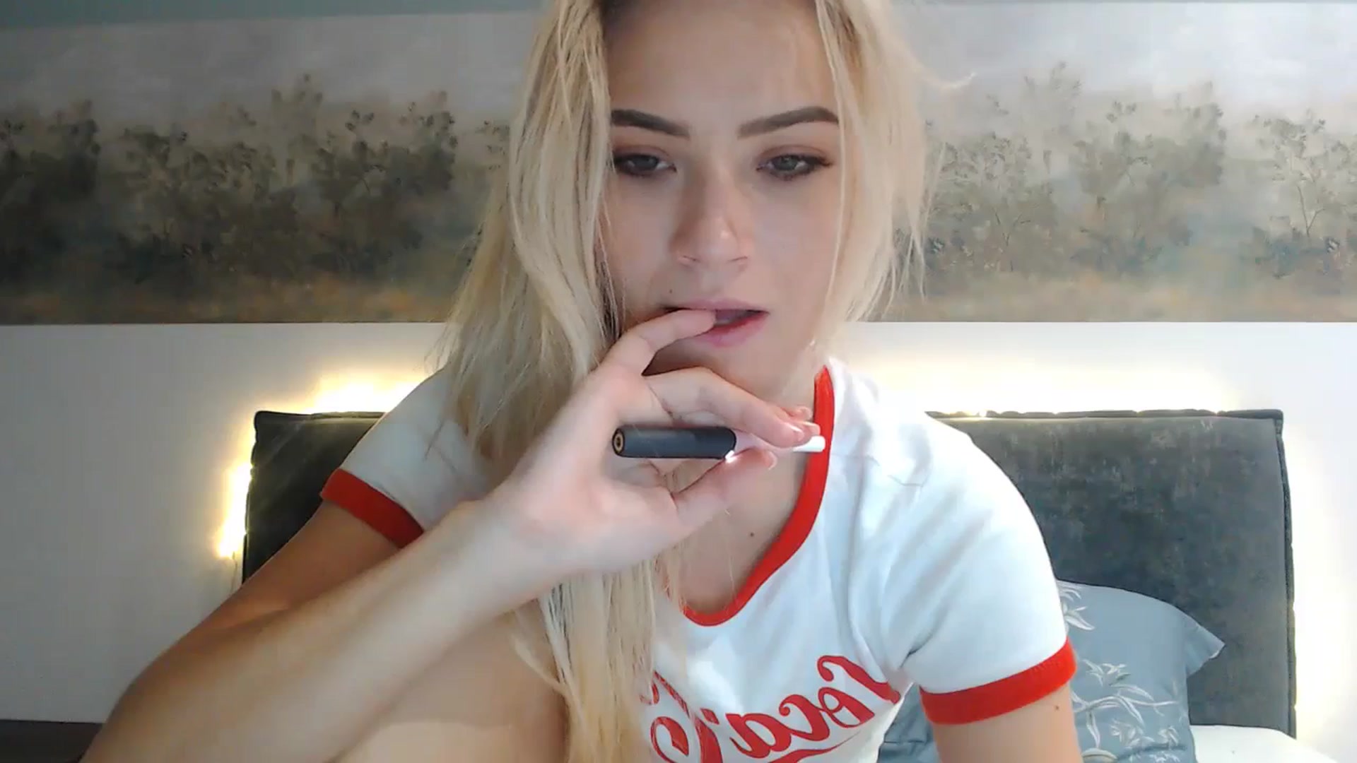Gallery image thumbnail from bridetobe's myfreecams stream on, 01/10/2024, 03:45 image 16 of 20