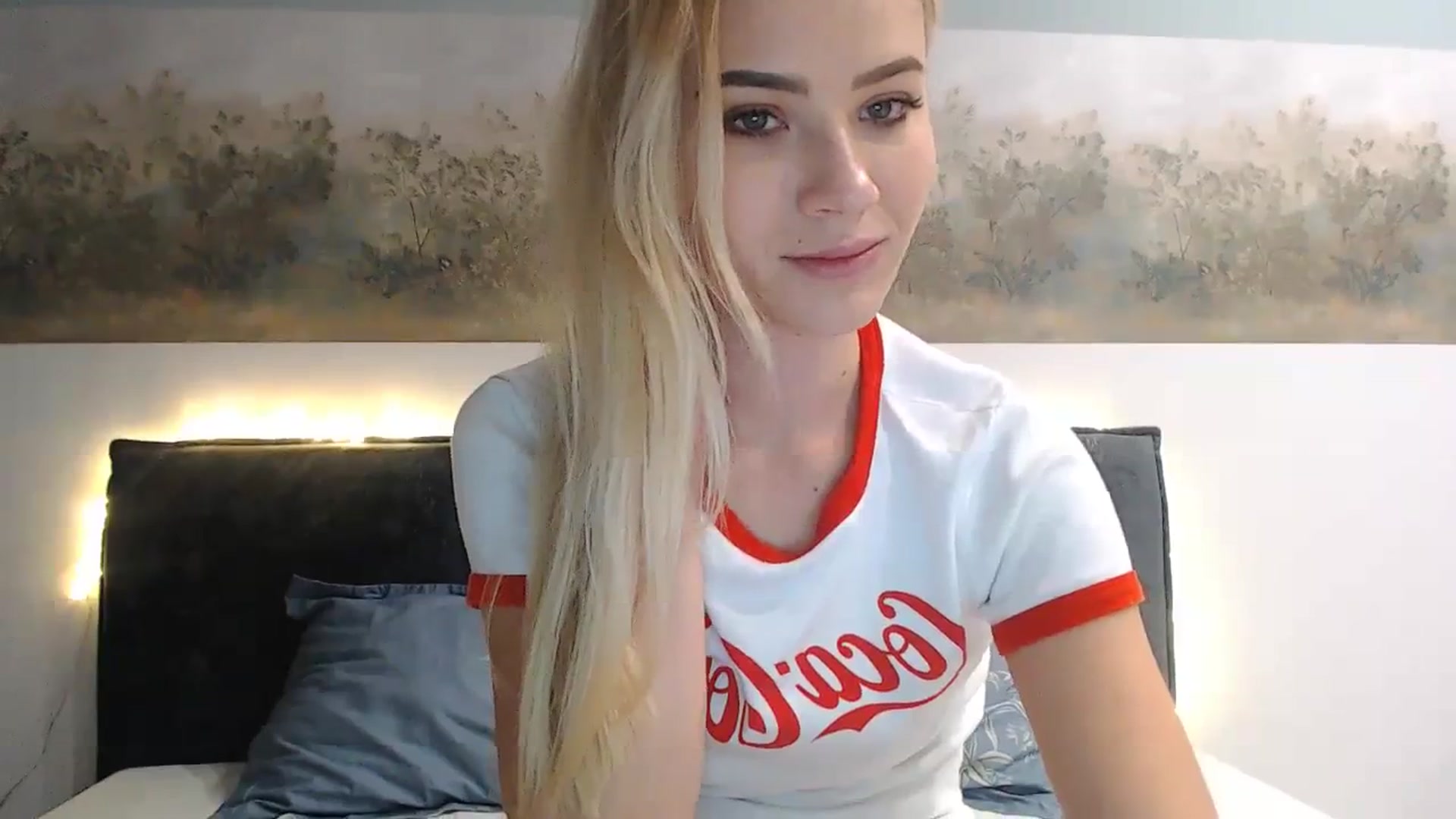Gallery image thumbnail from bridetobe's myfreecams stream on, 01/10/2024, 05:04 image 13 of 20