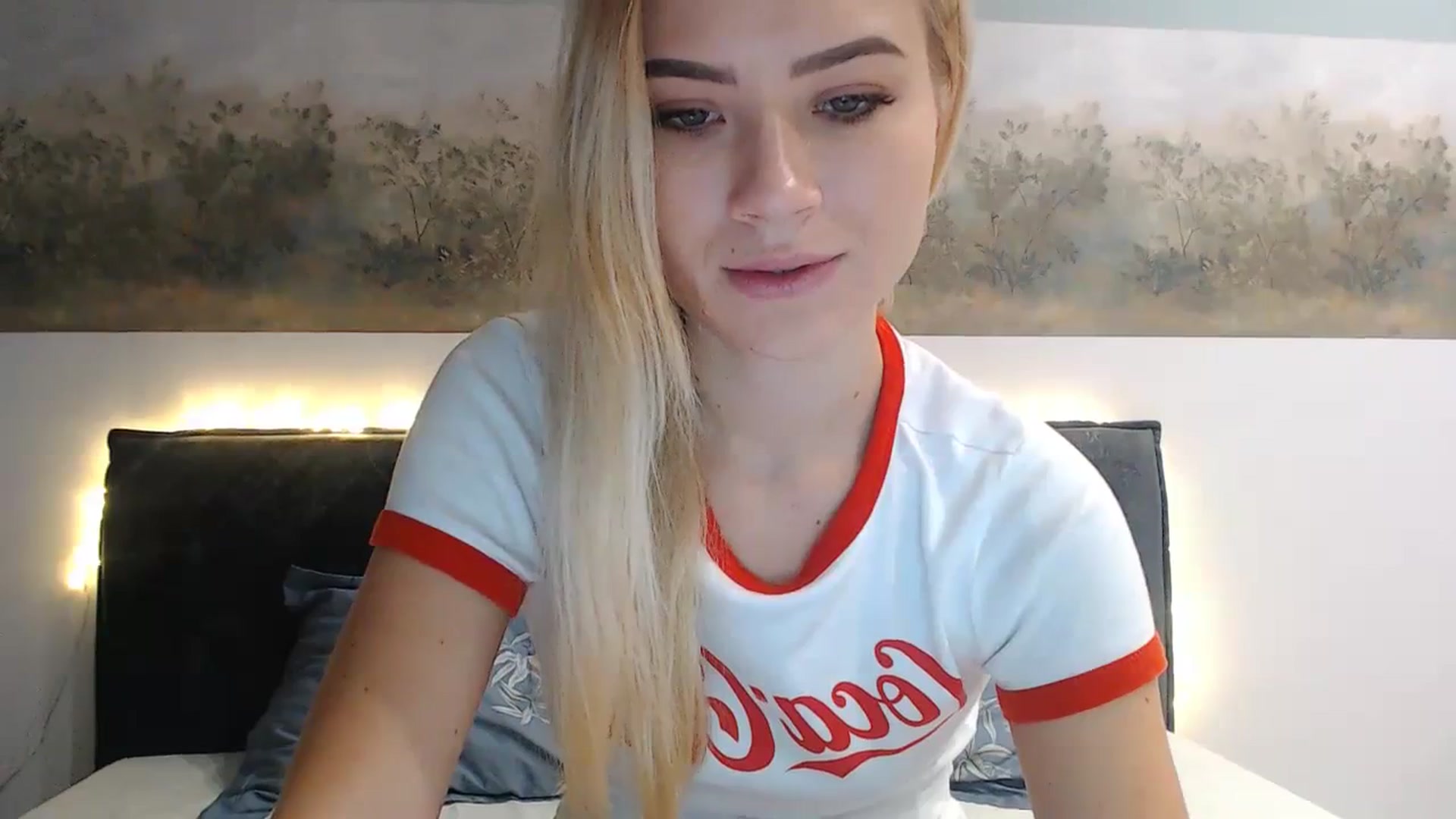 Gallery image thumbnail from bridetobe's myfreecams stream on, 01/10/2024, 05:04 image 16 of 20