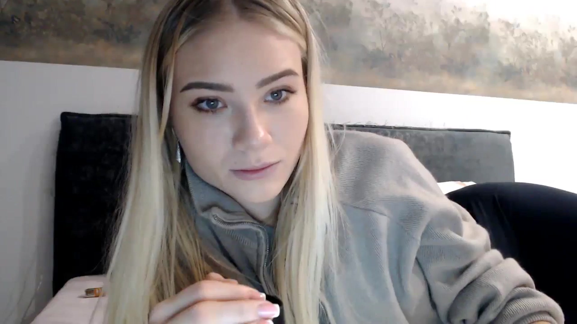 Gallery image thumbnail from bridetobe's myfreecams stream on, 01/13/2024, 02:05 image 18 of 20