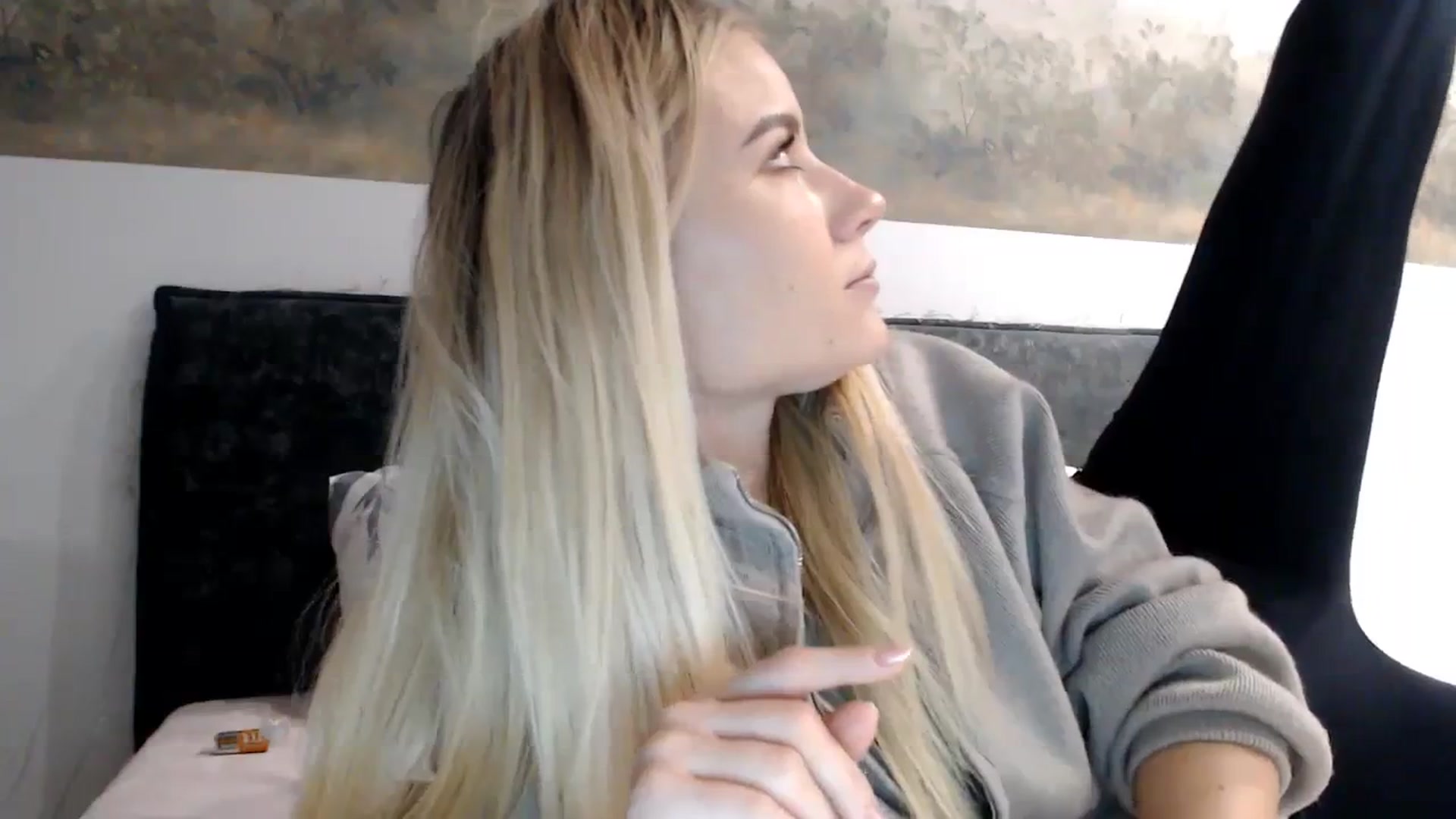 Gallery image thumbnail from bridetobe's myfreecams stream on, 01/13/2024, 02:05 image 17 of 20