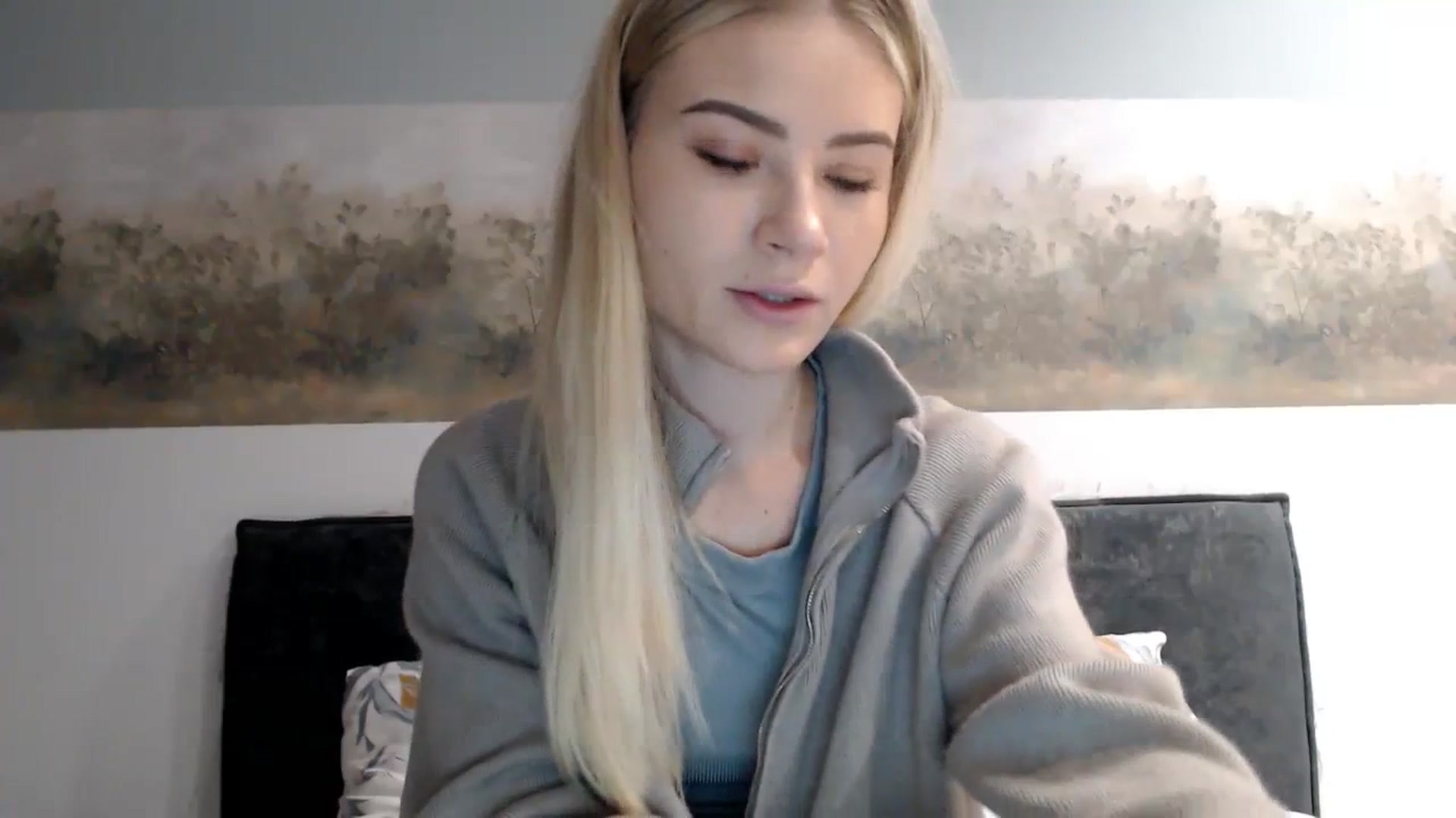 Gallery image thumbnail from bridetobe's myfreecams stream on, 01/13/2024, 02:05 image 10 of 20